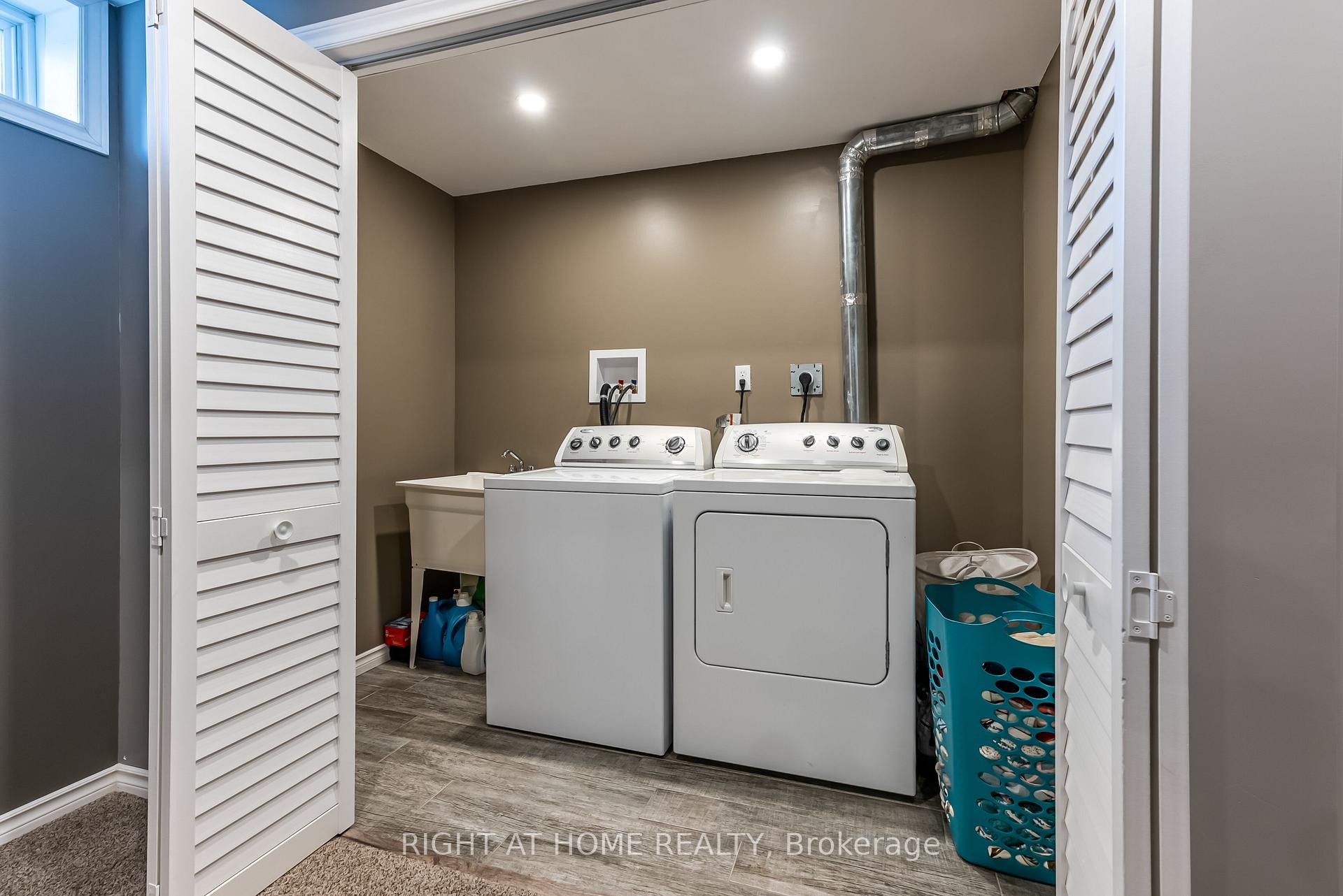 Photo 34 of 25 Stoneglen Way, Hamilton, Mount Hope — HOMEH