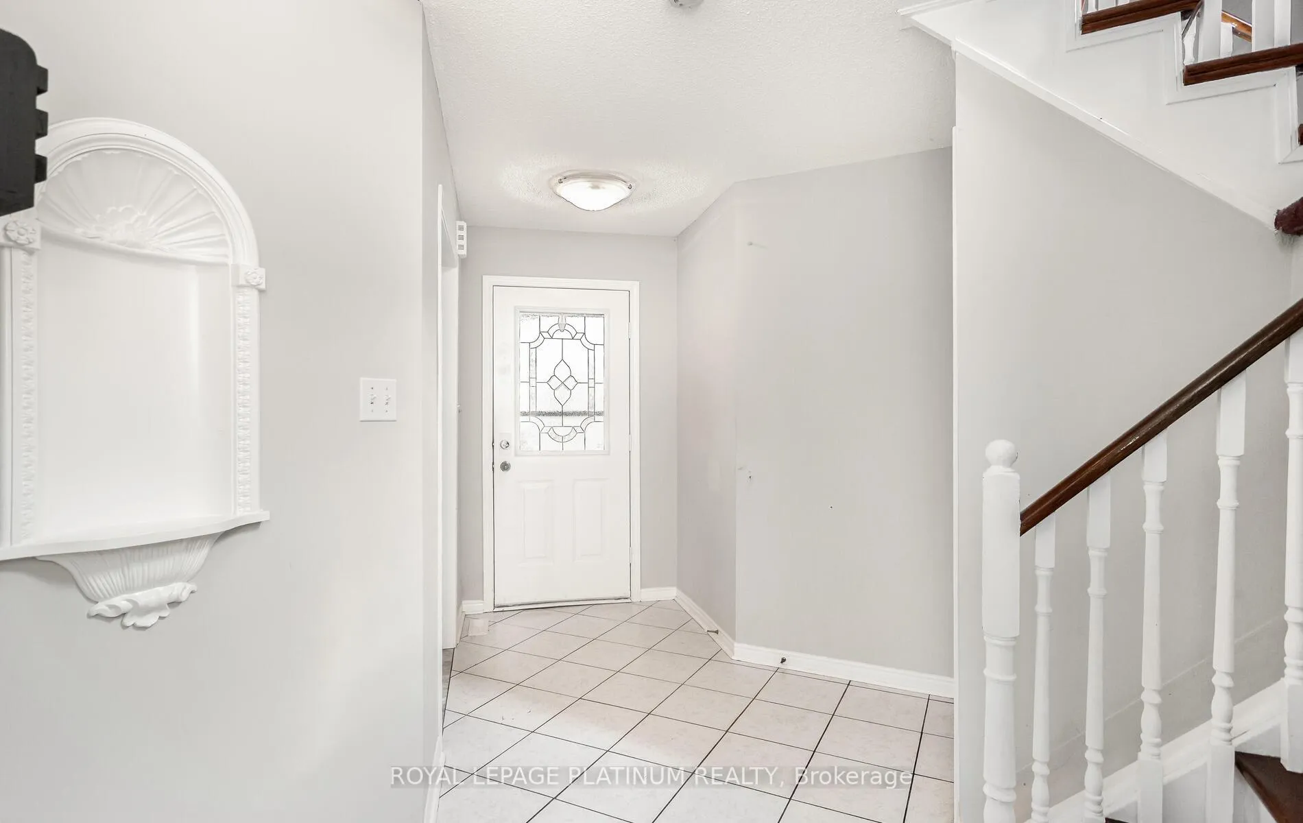 Photo 4 of 51 Ripley Crescent, Brampton, Fletcher's West — HOMEH