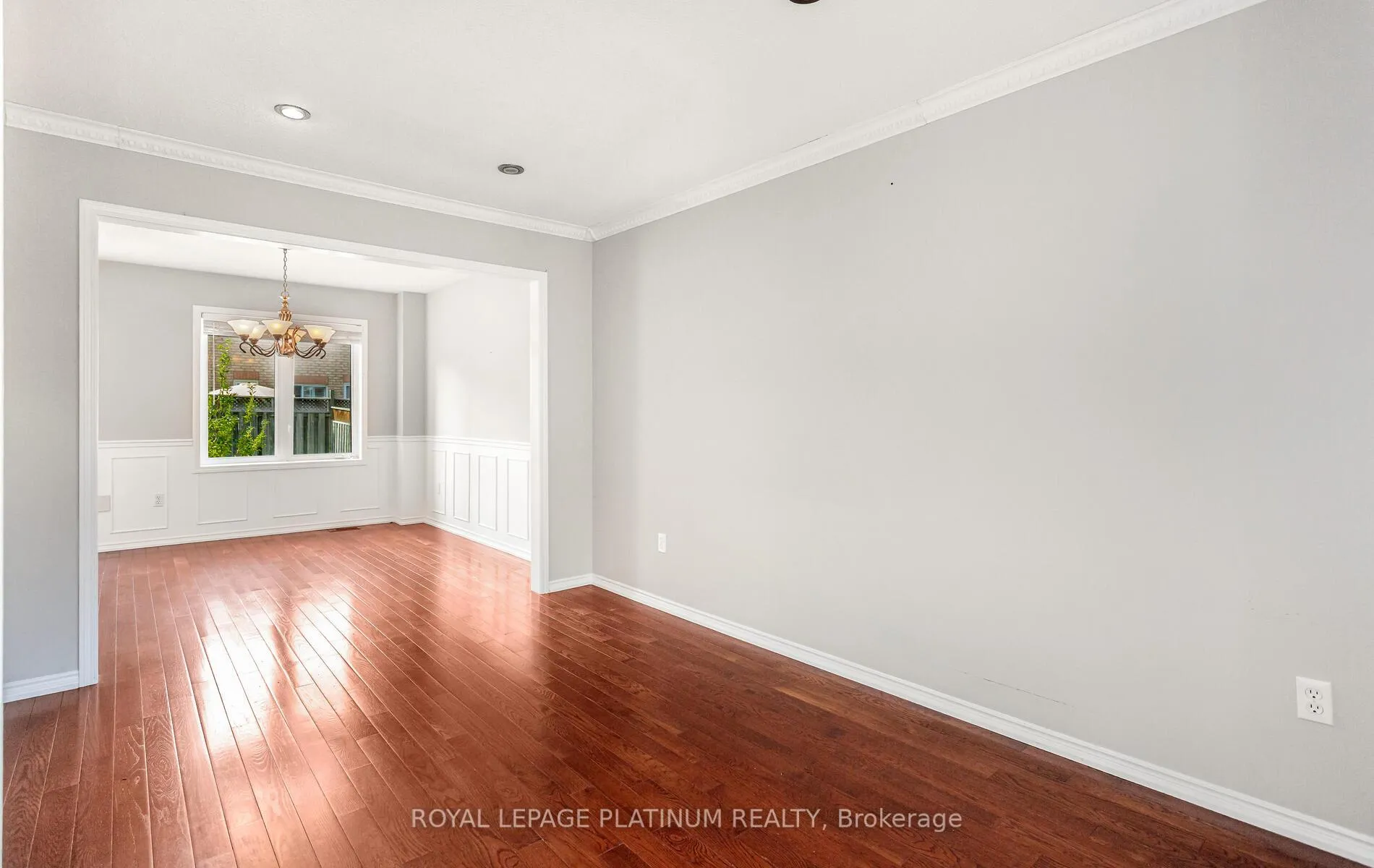 Photo 6 of 51 Ripley Crescent, Brampton, Fletcher's West — HOMEH