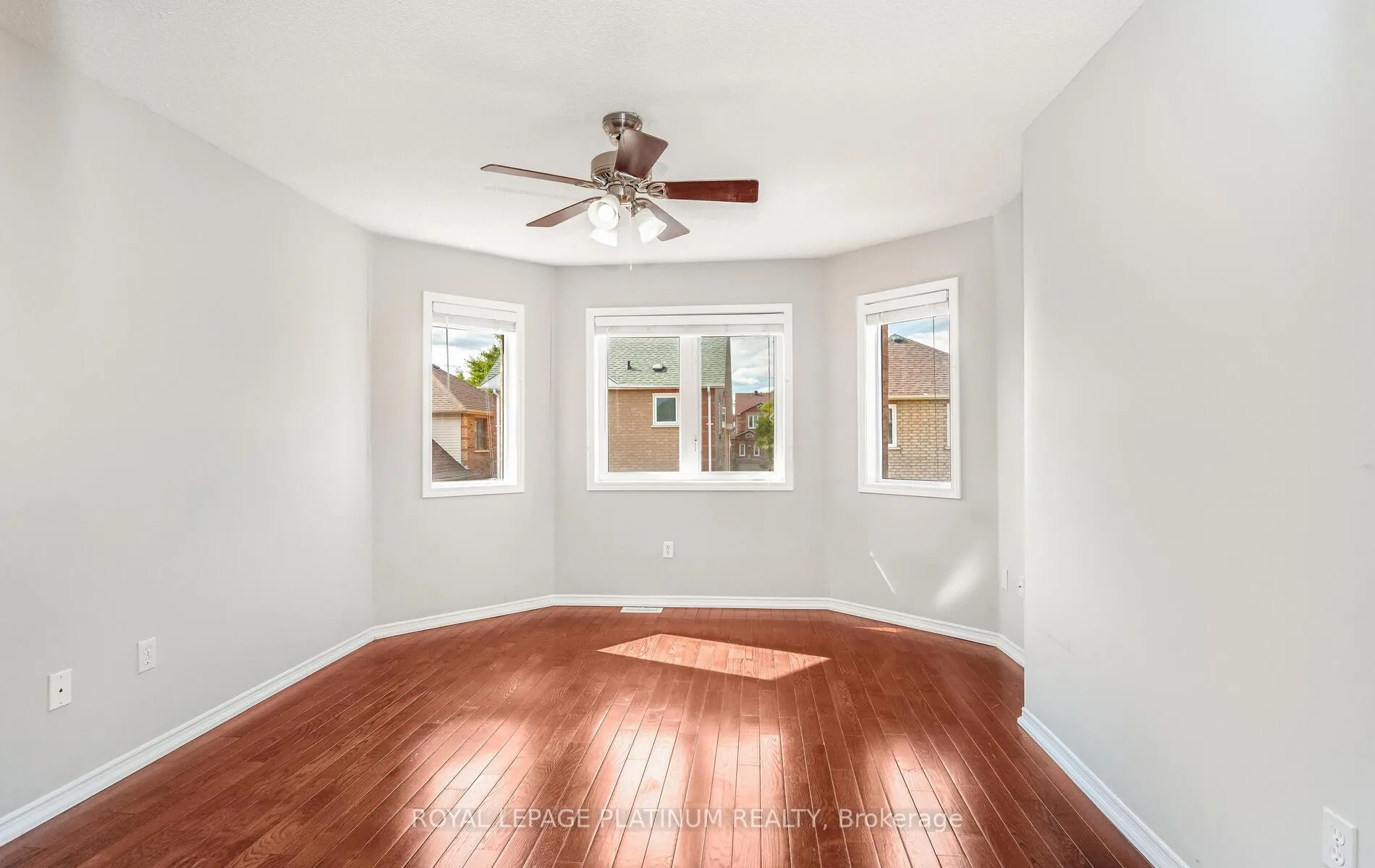 Photo 23 of 51 Ripley Crescent, Brampton, Fletcher's West — HOMEH