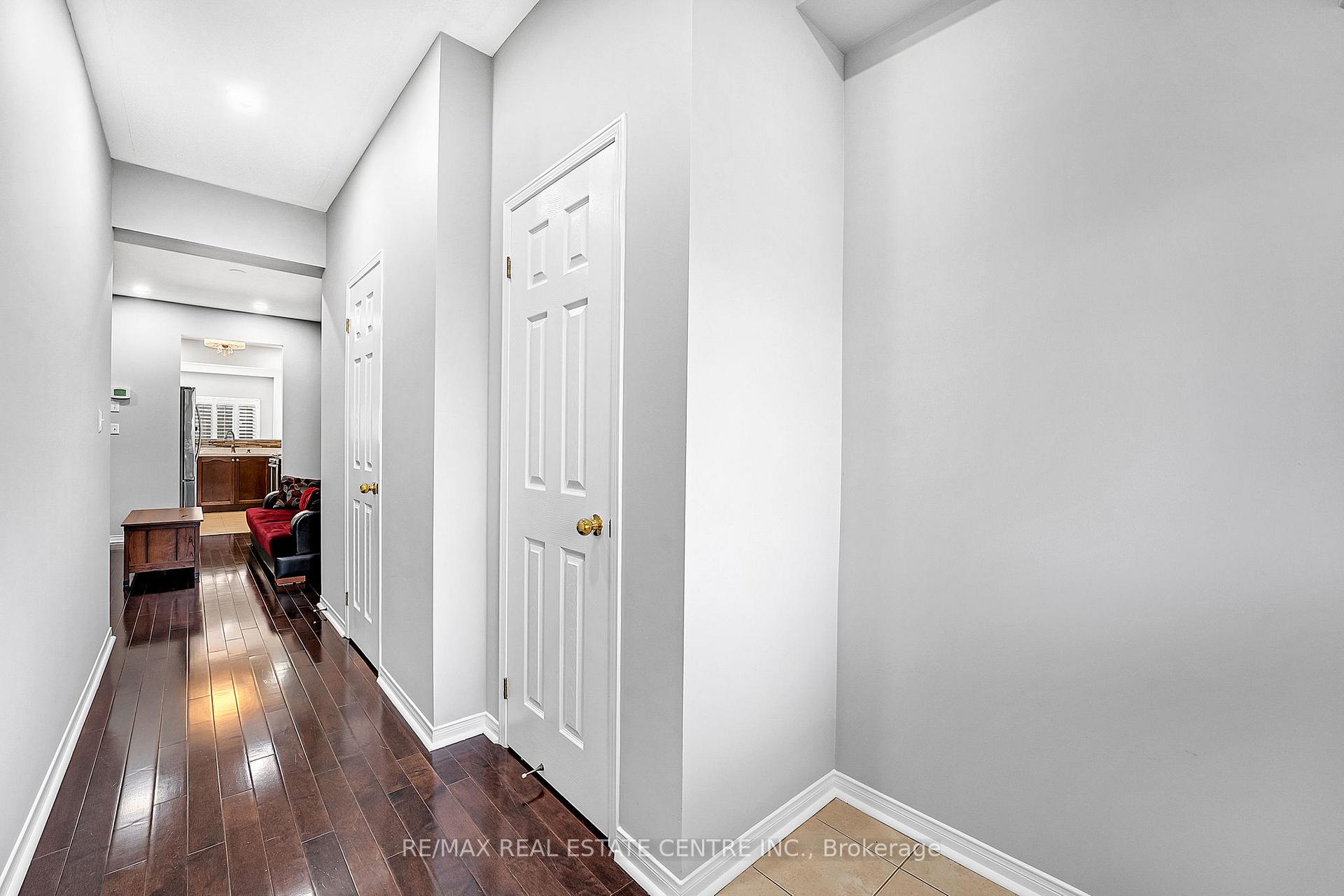 Photo 7 of 245 Checkerberry Crescent, Brampton, Sandringham-Wellington — HOMEH