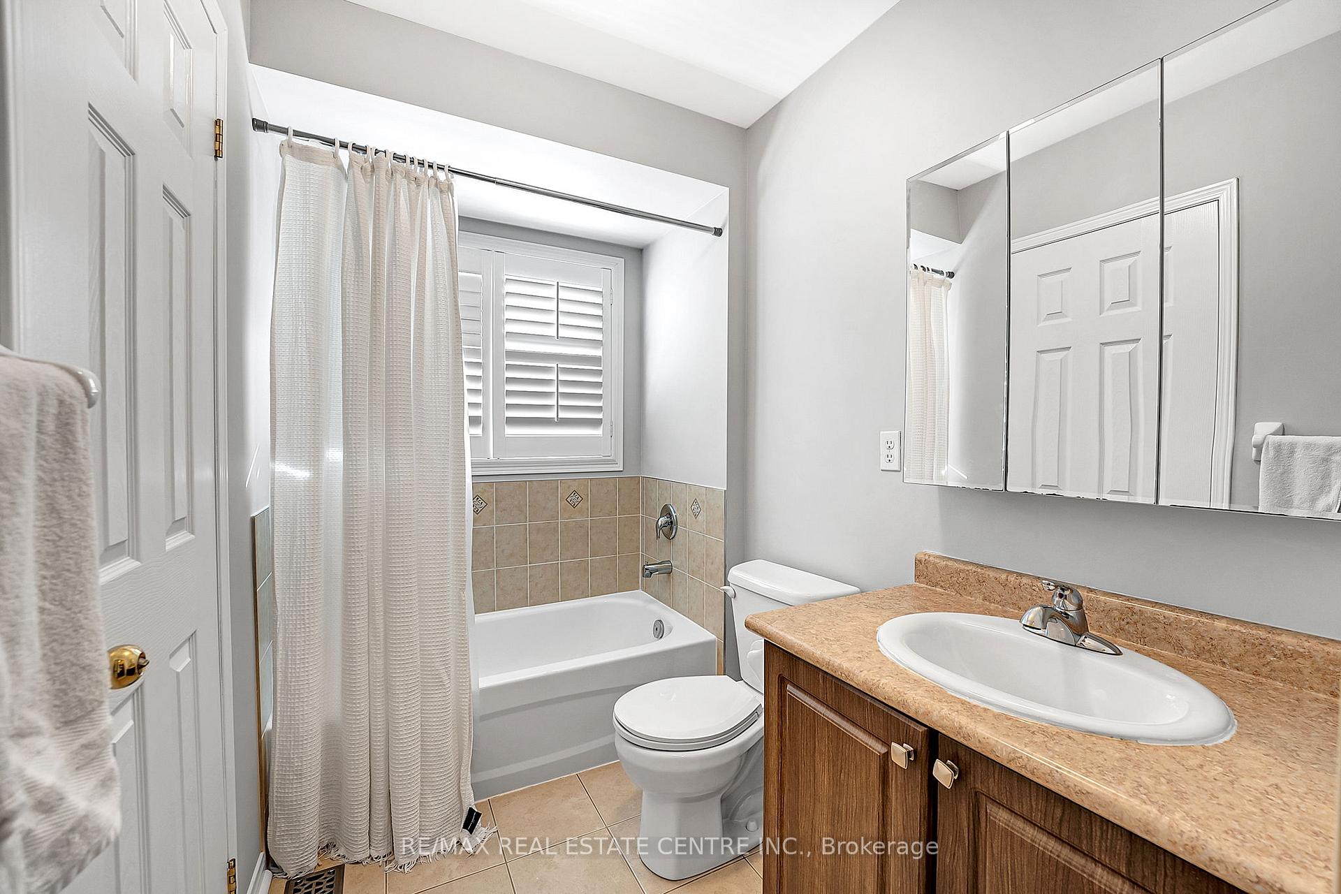 Photo 24 of 245 Checkerberry Crescent, Brampton, Sandringham-Wellington — HOMEH