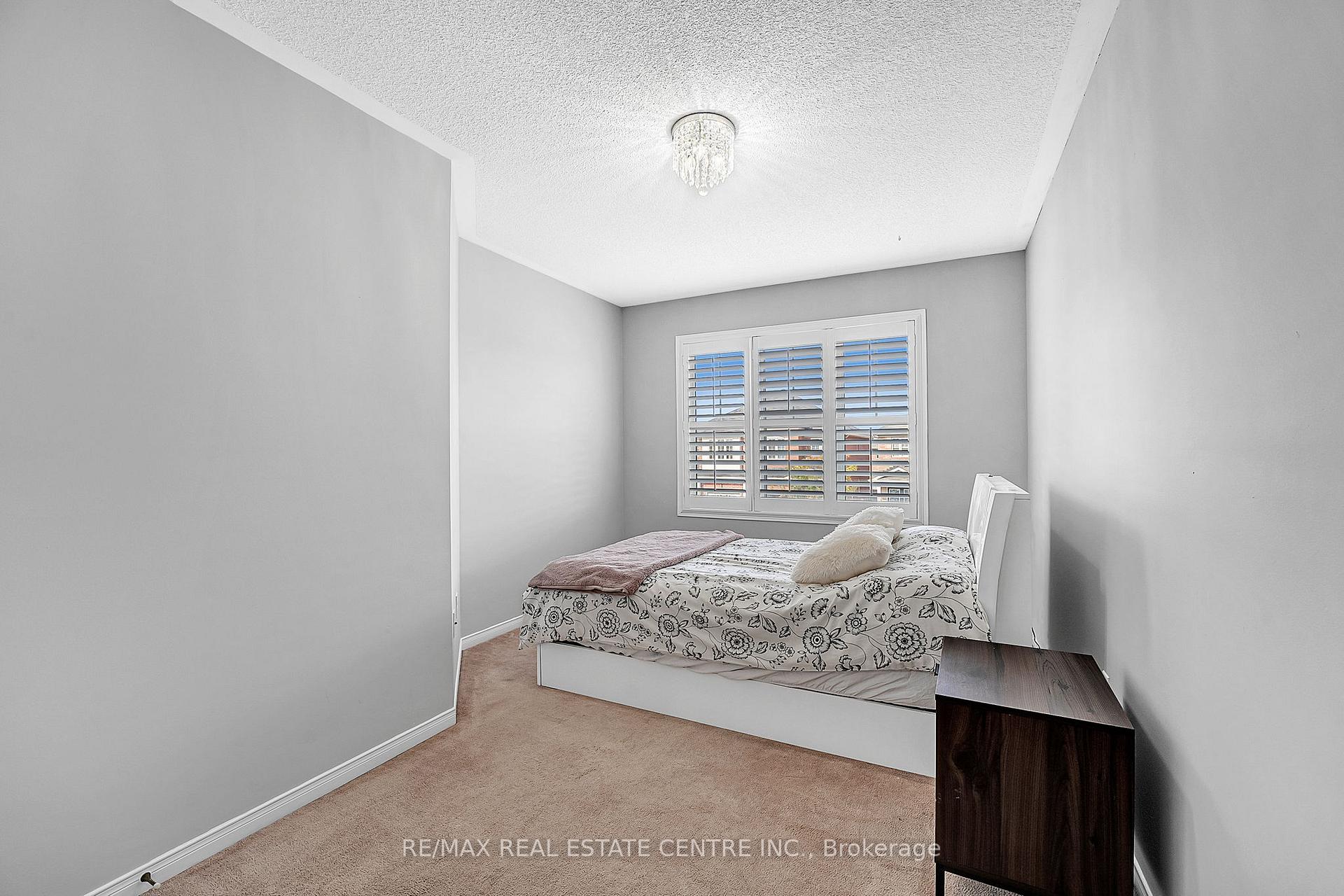 Photo 26 of 245 Checkerberry Crescent, Brampton, Sandringham-Wellington — HOMEH