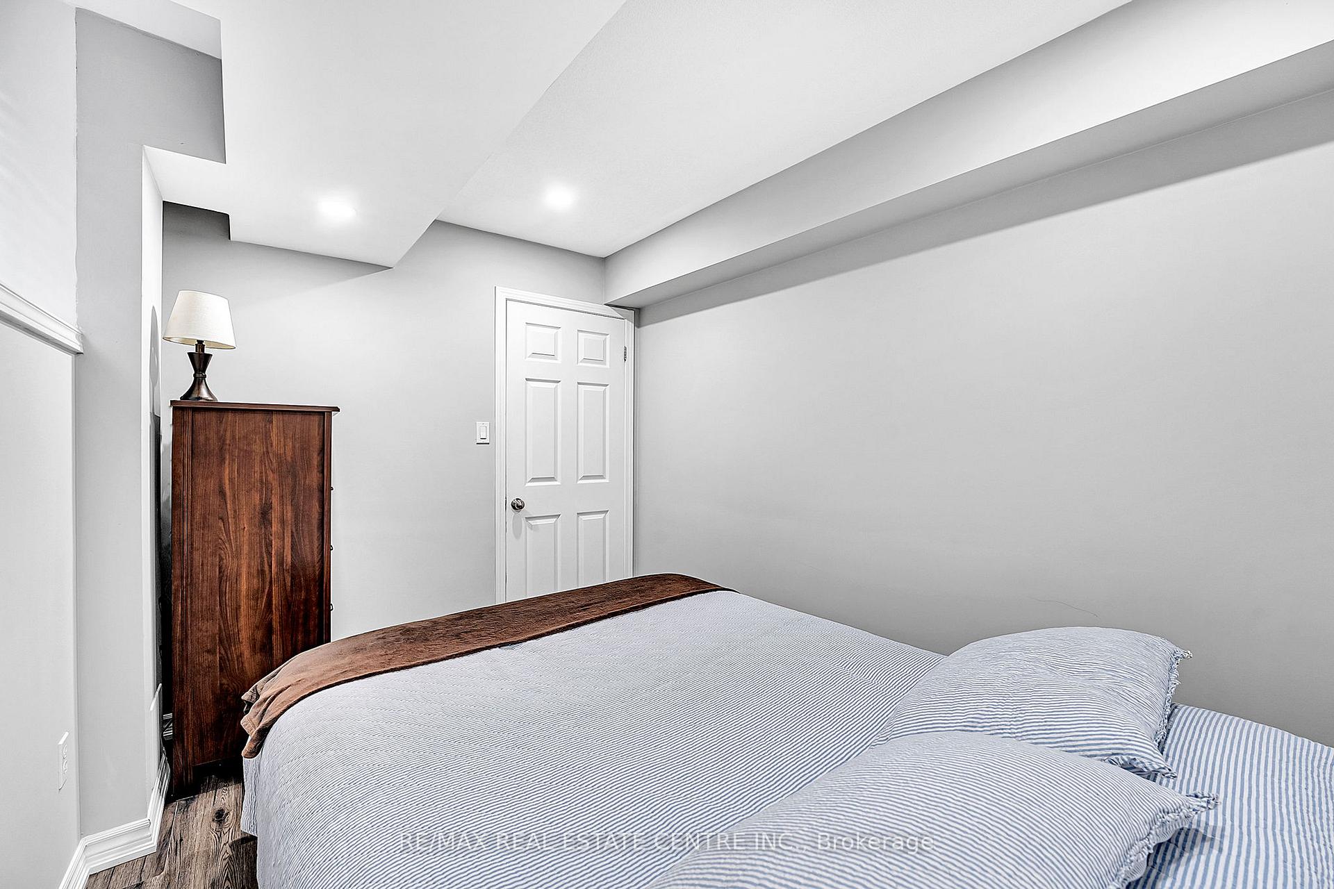 Photo 40 of 245 Checkerberry Crescent, Brampton, Sandringham-Wellington — HOMEH