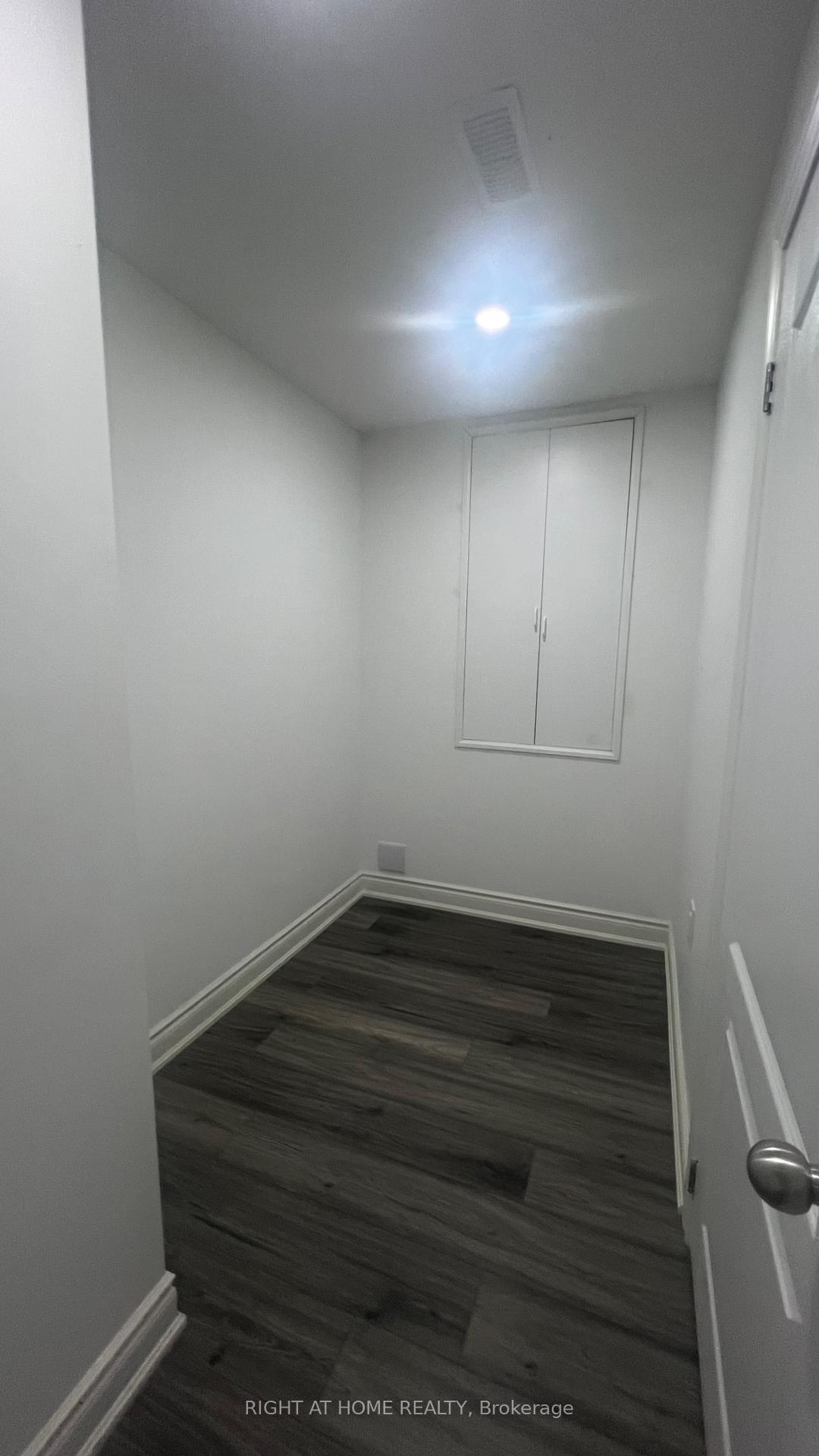 Photo 12 of 6 Grendon Crescent, Brampton, Credit Valley — HOMEH