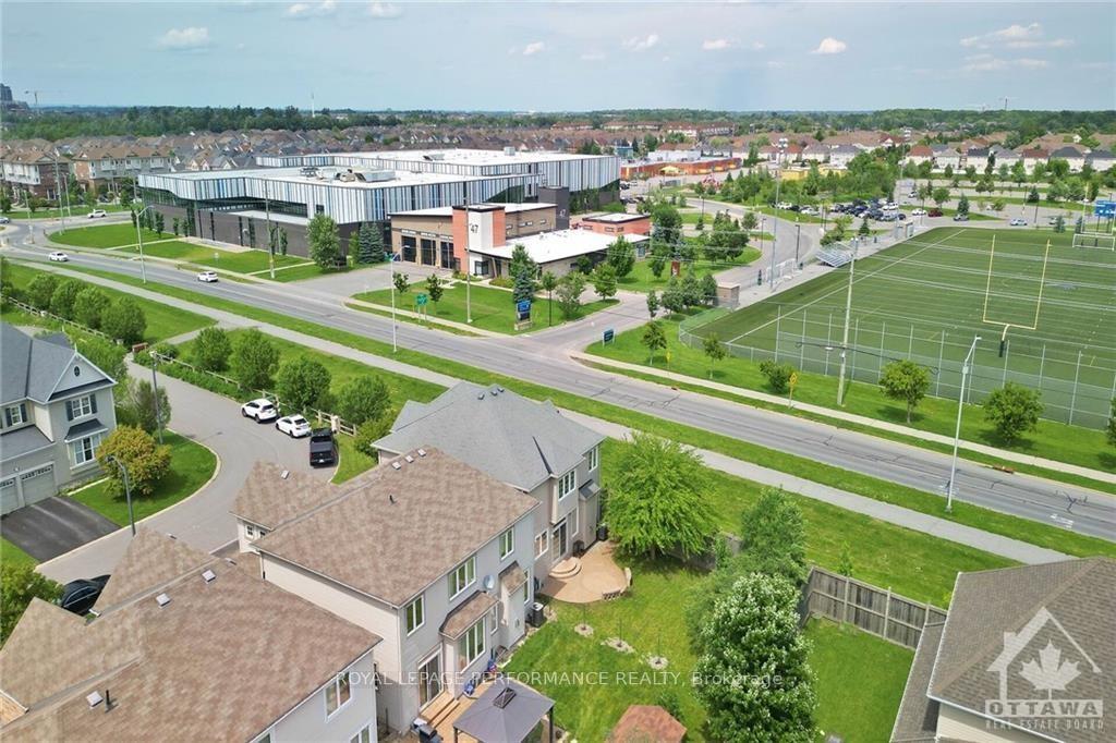 Photo 3 of 2222 Sunset Cove Circle, Ottawa, Barrhaven - Half Moon Bay — HOMEH