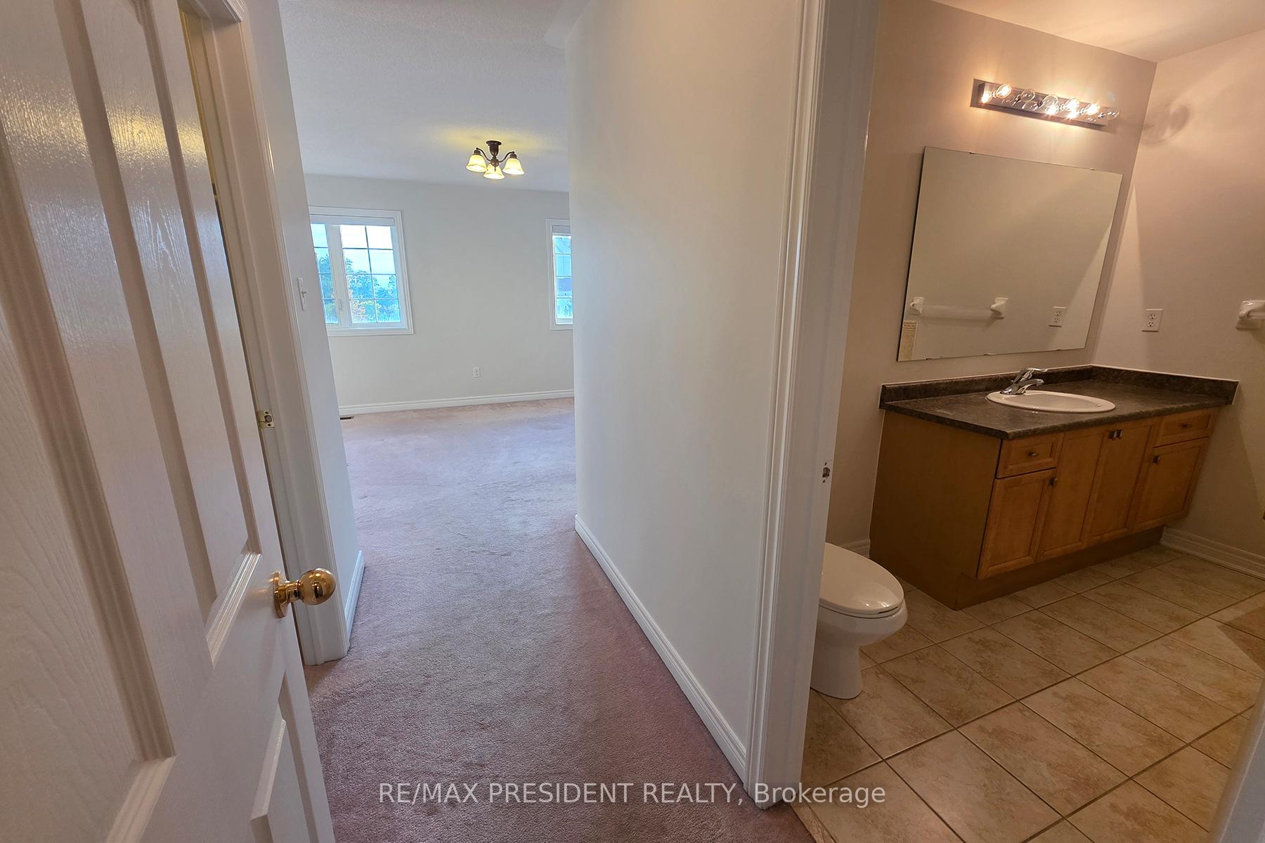 Photo 16 of 101 Royal Vista Road, Brampton, Bram West — HOMEH