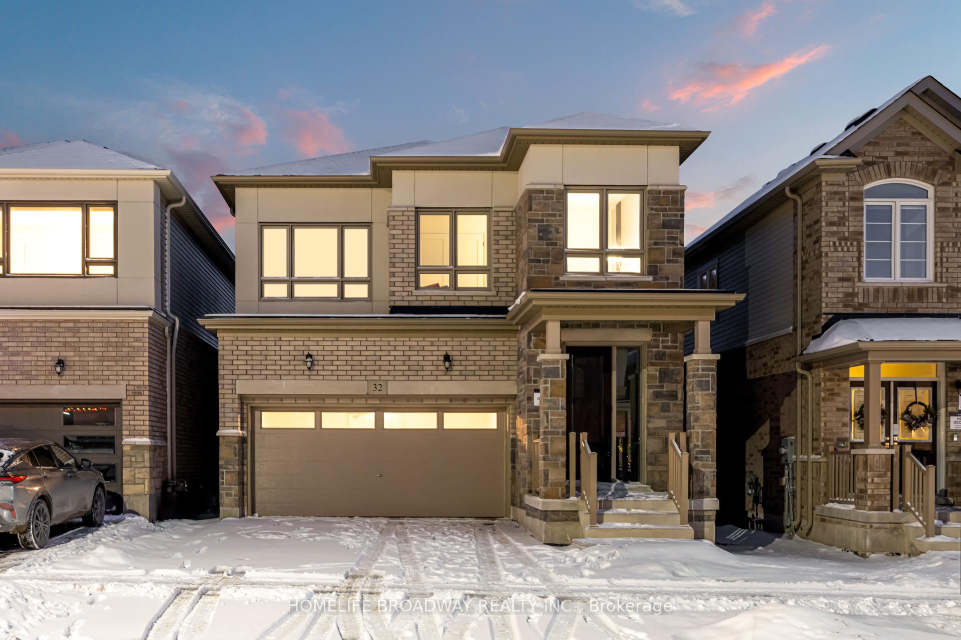 Photo 1 of 32 Phoenix Boulevard, Barrie, Rural Barrie Southeast — HOMEH