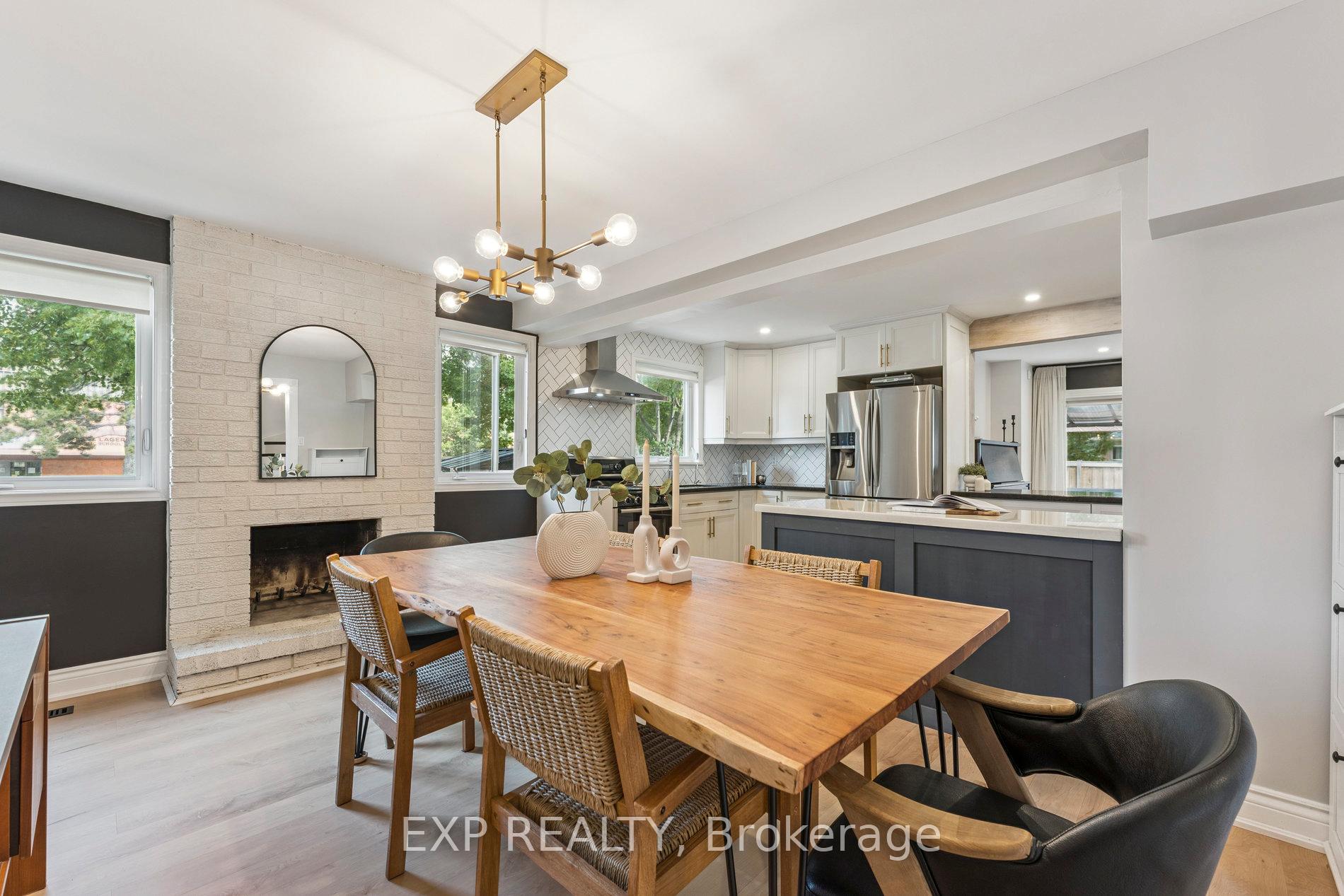 Photo 12 of 29 Driftwood Crescent, Brampton, Heart Lake East — HOMEH