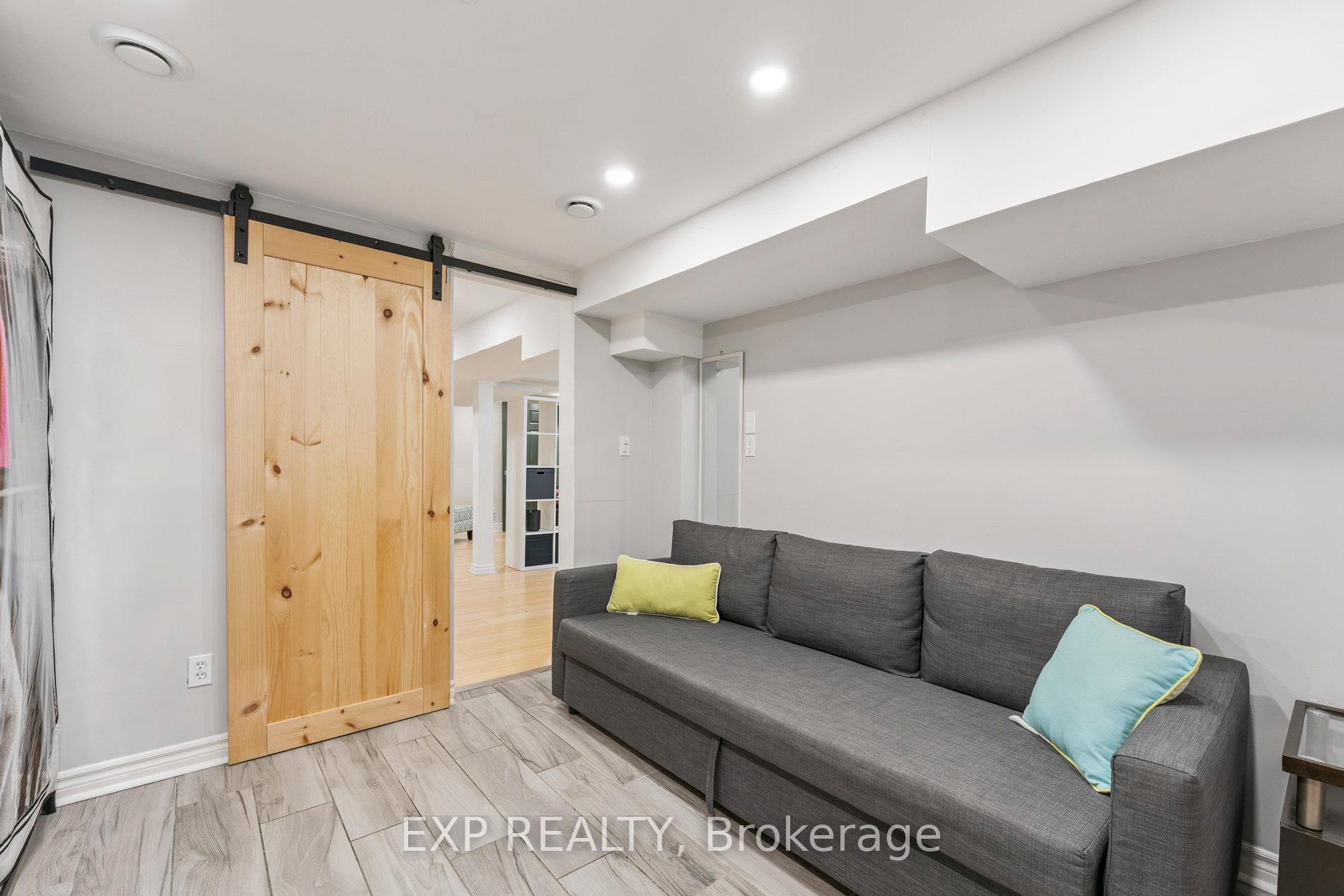 Photo 32 of 29 Driftwood Crescent, Brampton, Heart Lake East — HOMEH