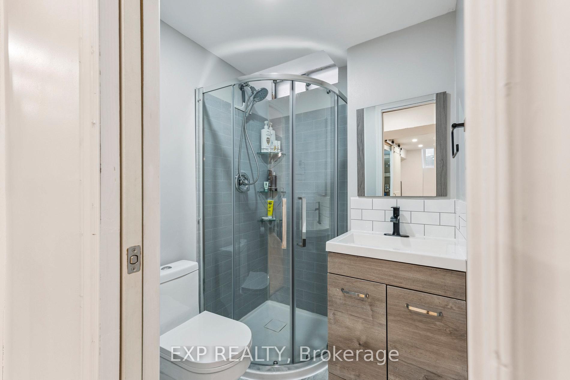 Photo 33 of 29 Driftwood Crescent, Brampton, Heart Lake East — HOMEH