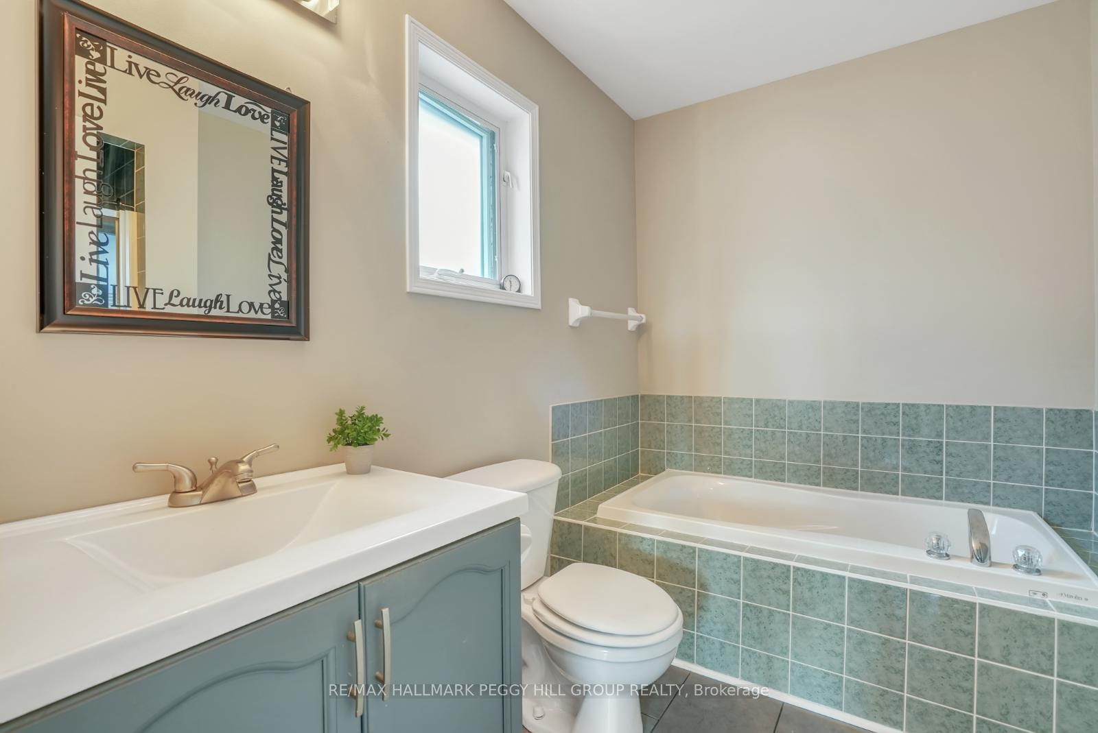 Photo 13 of 16 Todd Drive, Barrie, Bayshore — HOMEH