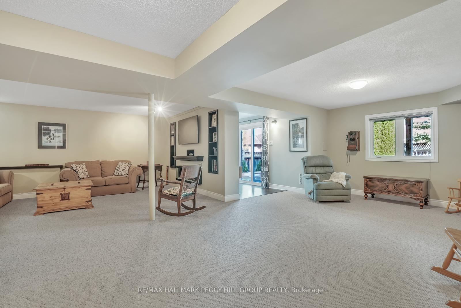 Photo 18 of 16 Todd Drive, Barrie, Bayshore — HOMEH