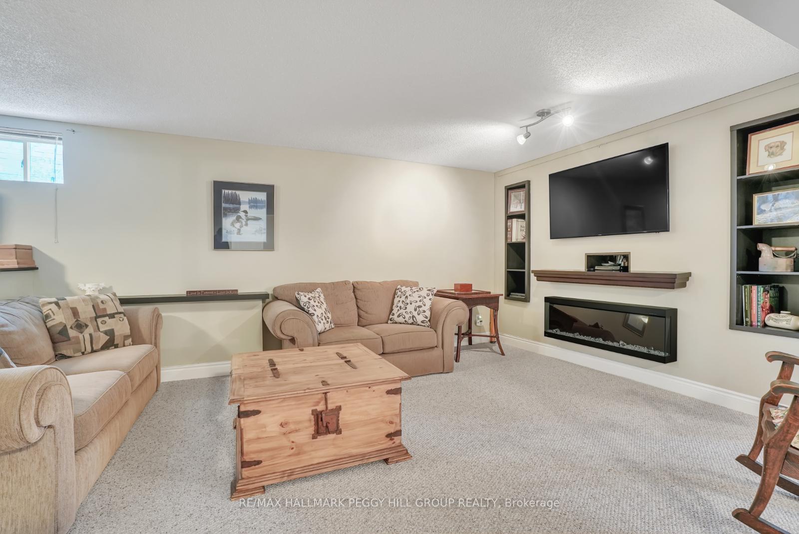 Photo 19 of 16 Todd Drive, Barrie, Bayshore — HOMEH