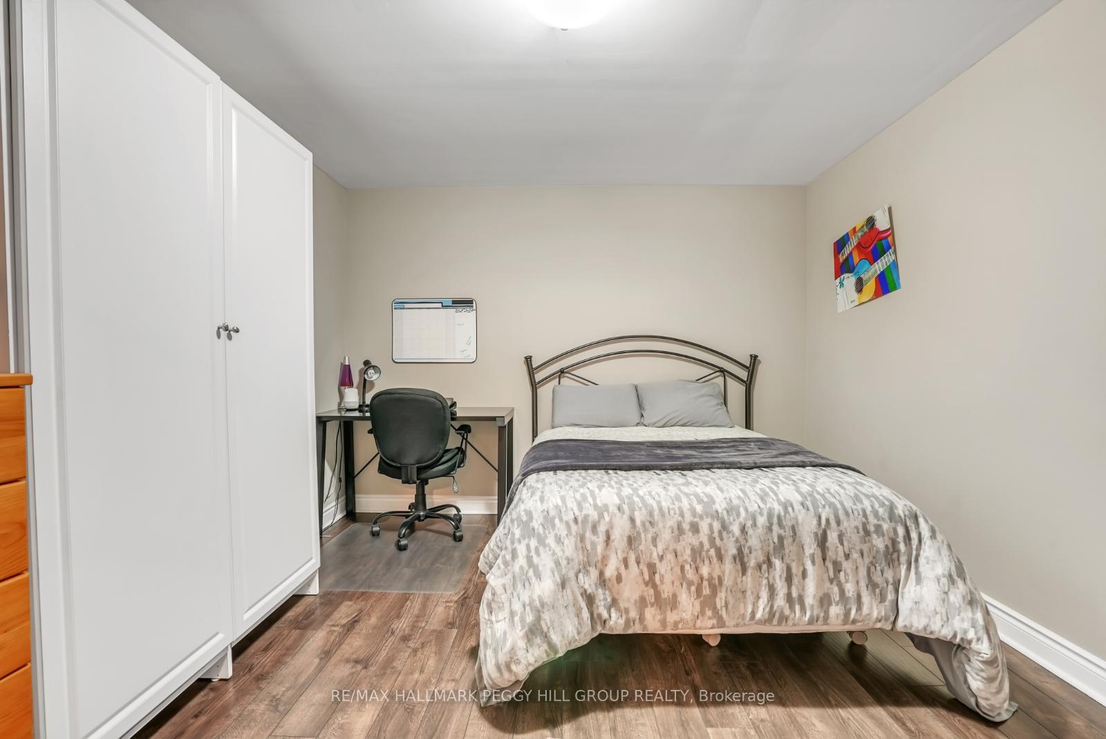 Photo 21 of 16 Todd Drive, Barrie, Bayshore — HOMEH