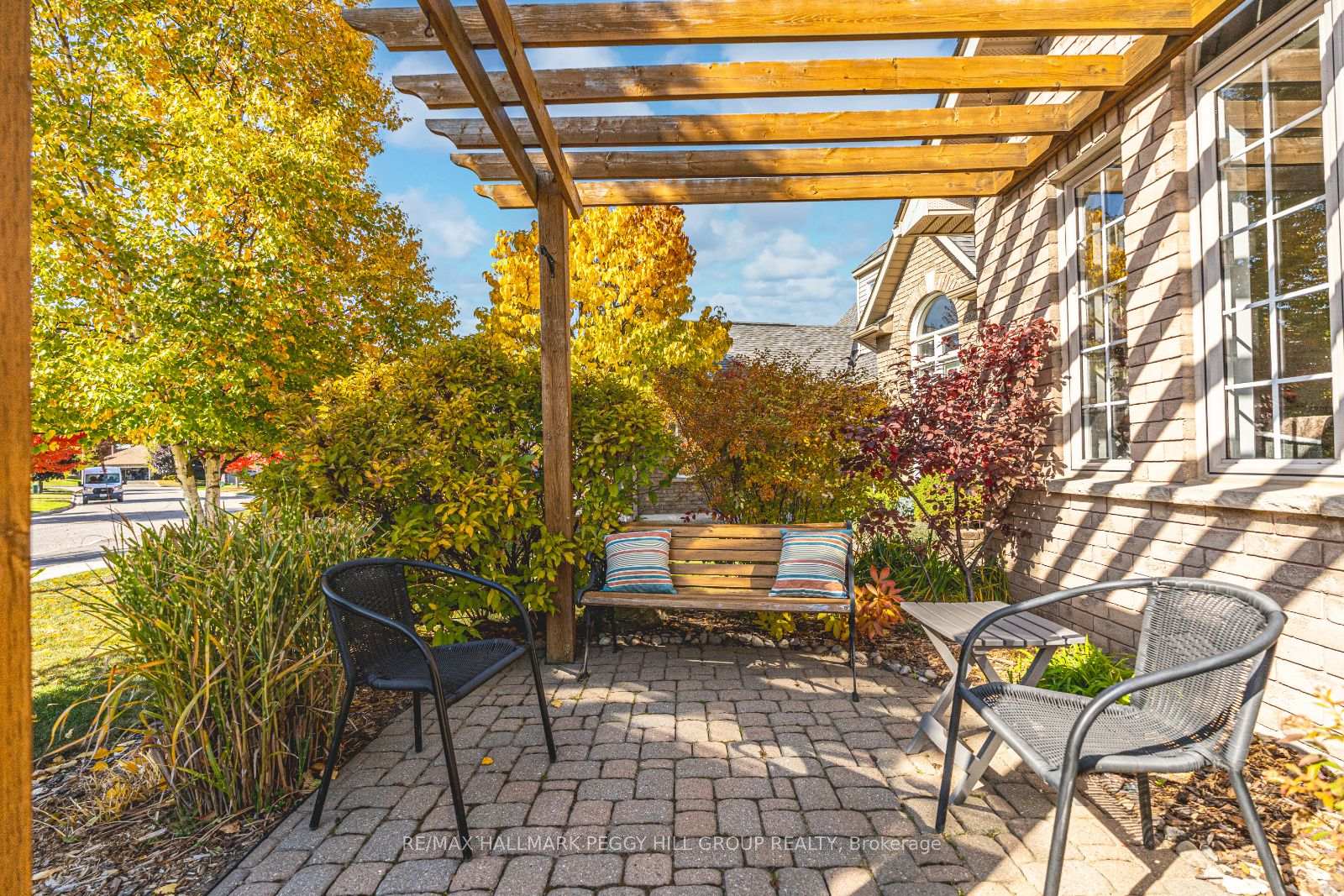 Photo 24 of 16 Todd Drive, Barrie, Bayshore — HOMEH