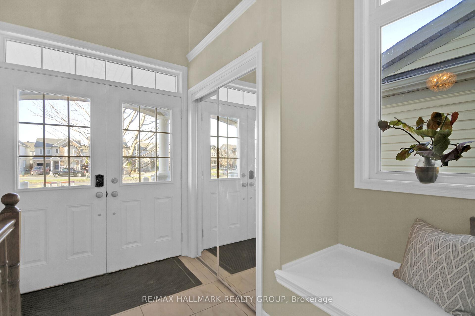Photo 2 of 3590 Cambrian Road, Ottawa, Barrhaven - Half Moon Bay — HOMEH