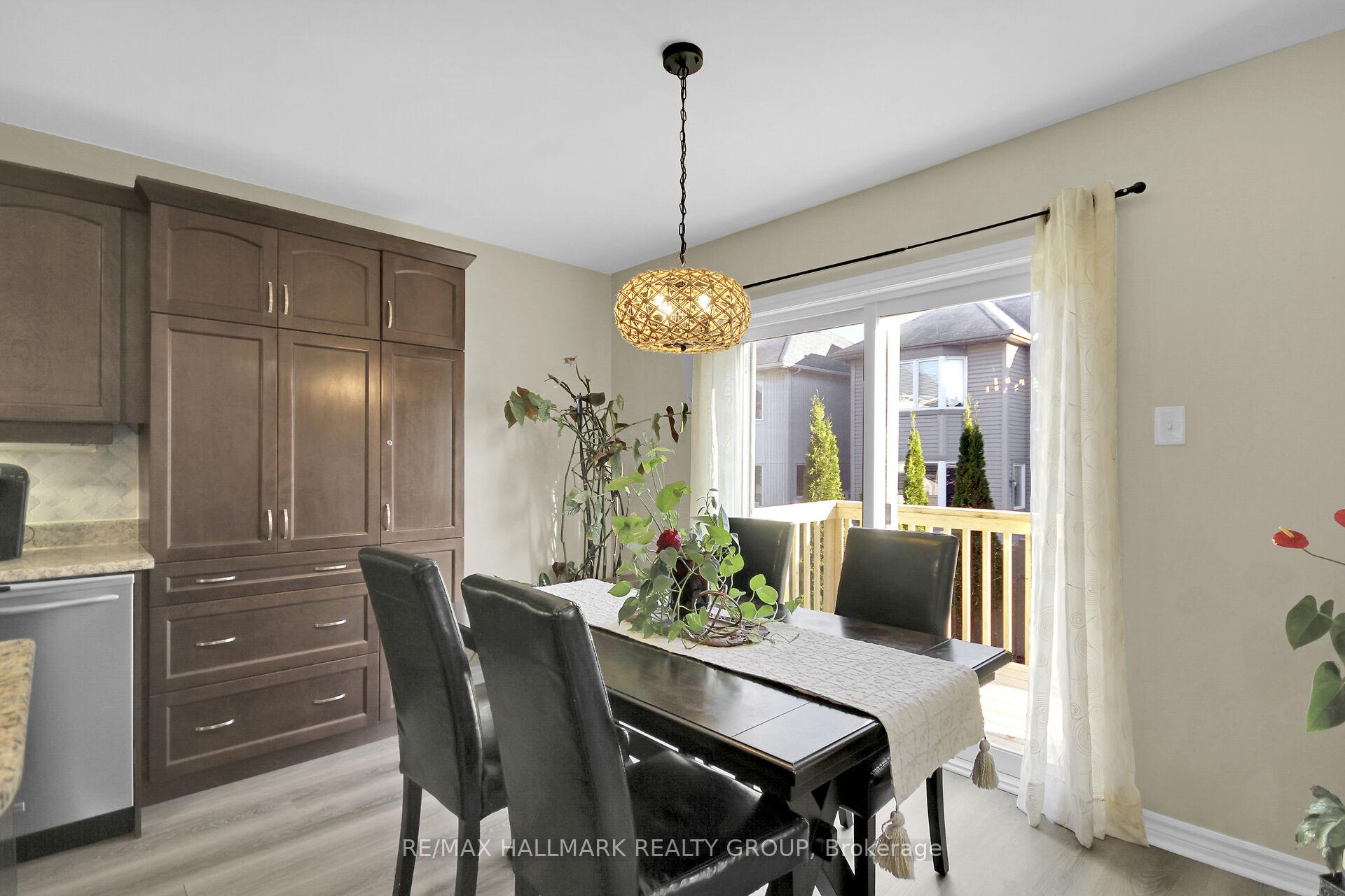Photo 9 of 3590 Cambrian Road, Ottawa, Barrhaven - Half Moon Bay — HOMEH
