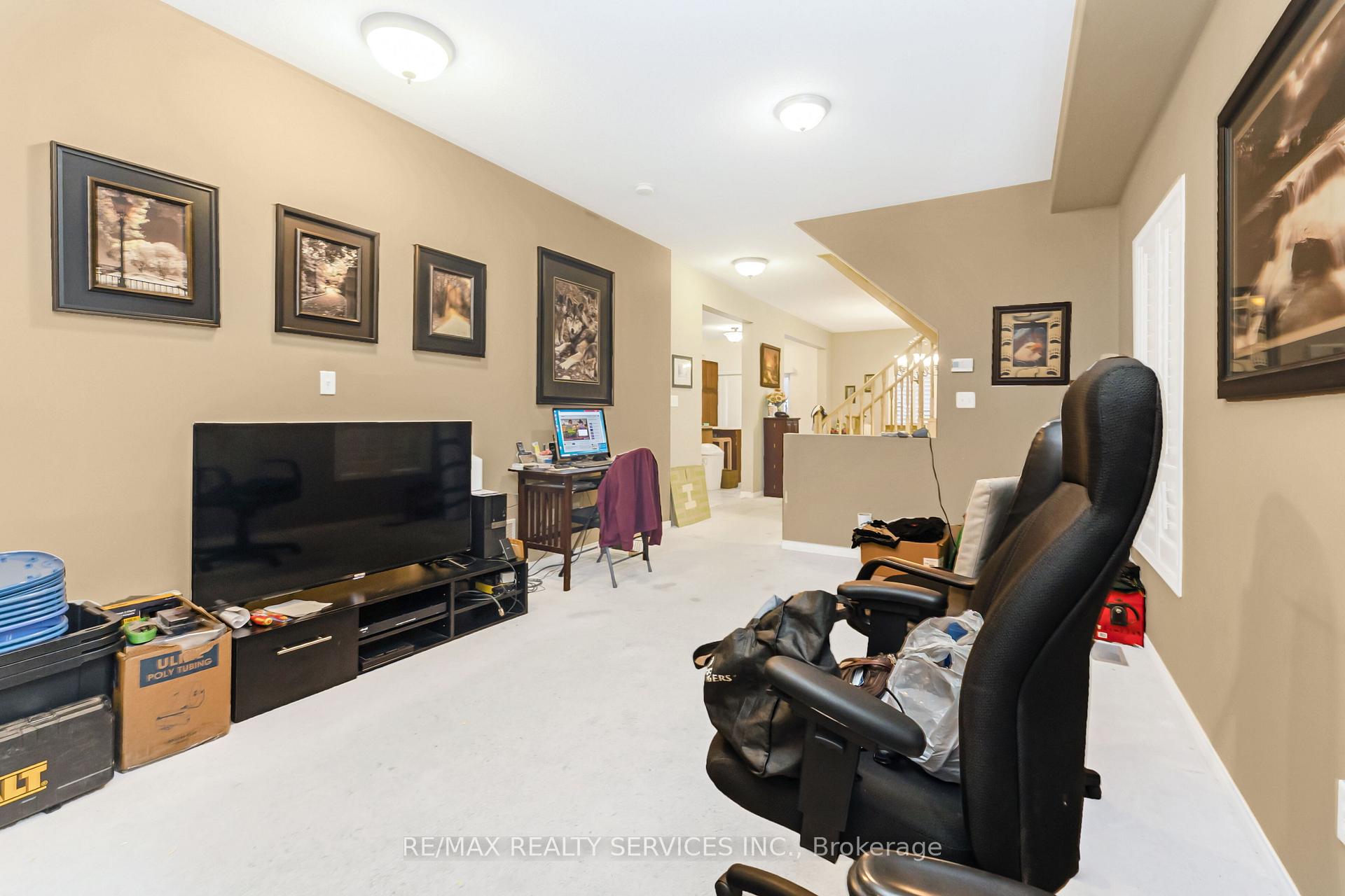 Photo 6 of 12 Commodore Drive, Brampton, Credit Valley — HOMEH
