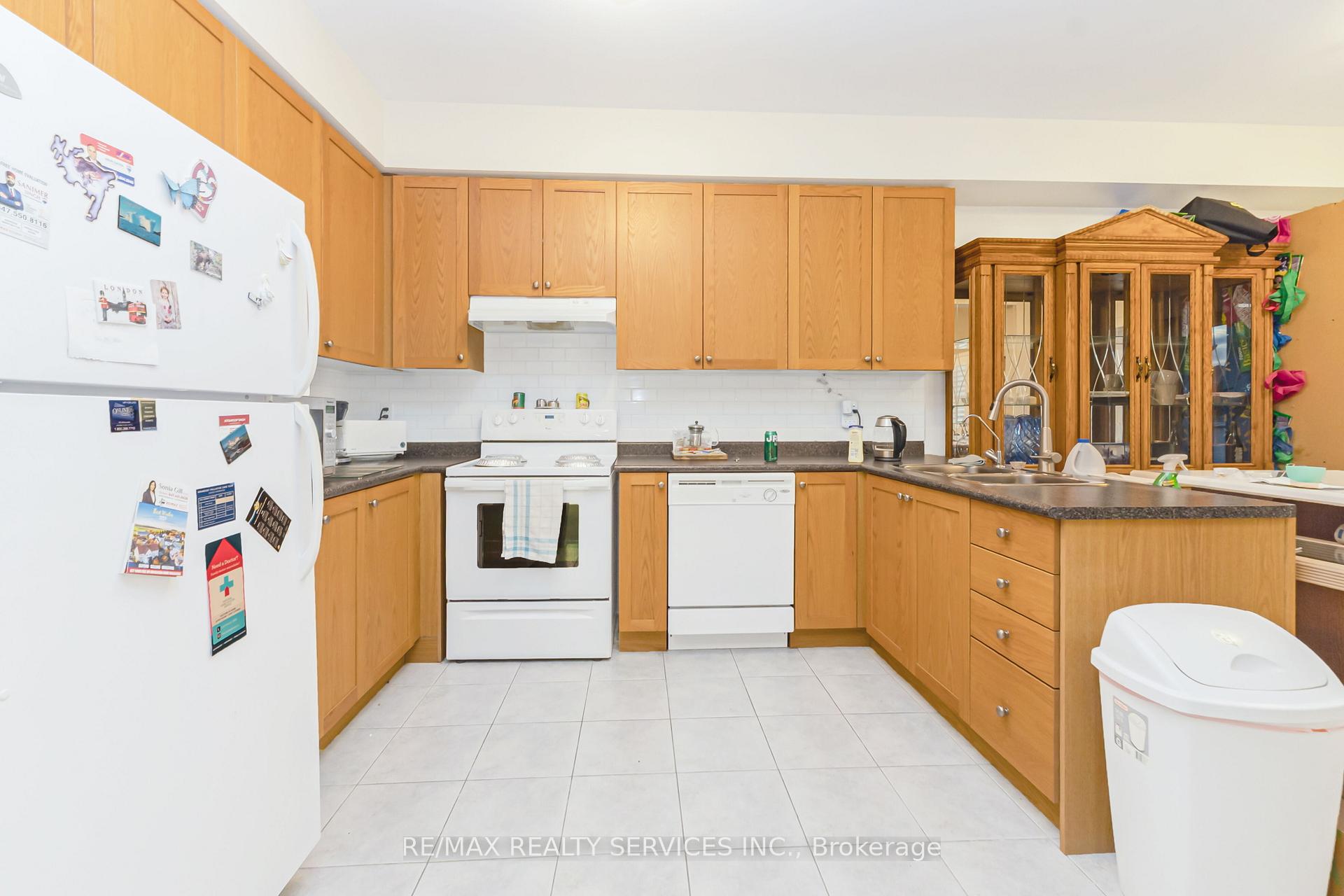 Photo 12 of 12 Commodore Drive, Brampton, Credit Valley — HOMEH