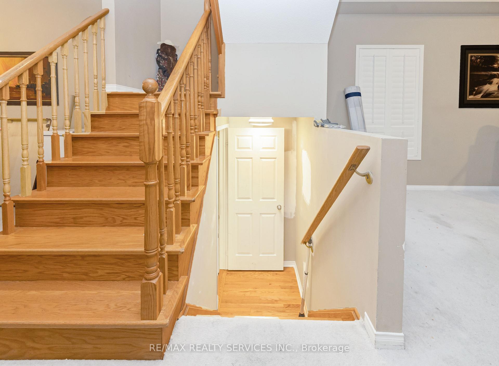 Photo 15 of 12 Commodore Drive, Brampton, Credit Valley — HOMEH