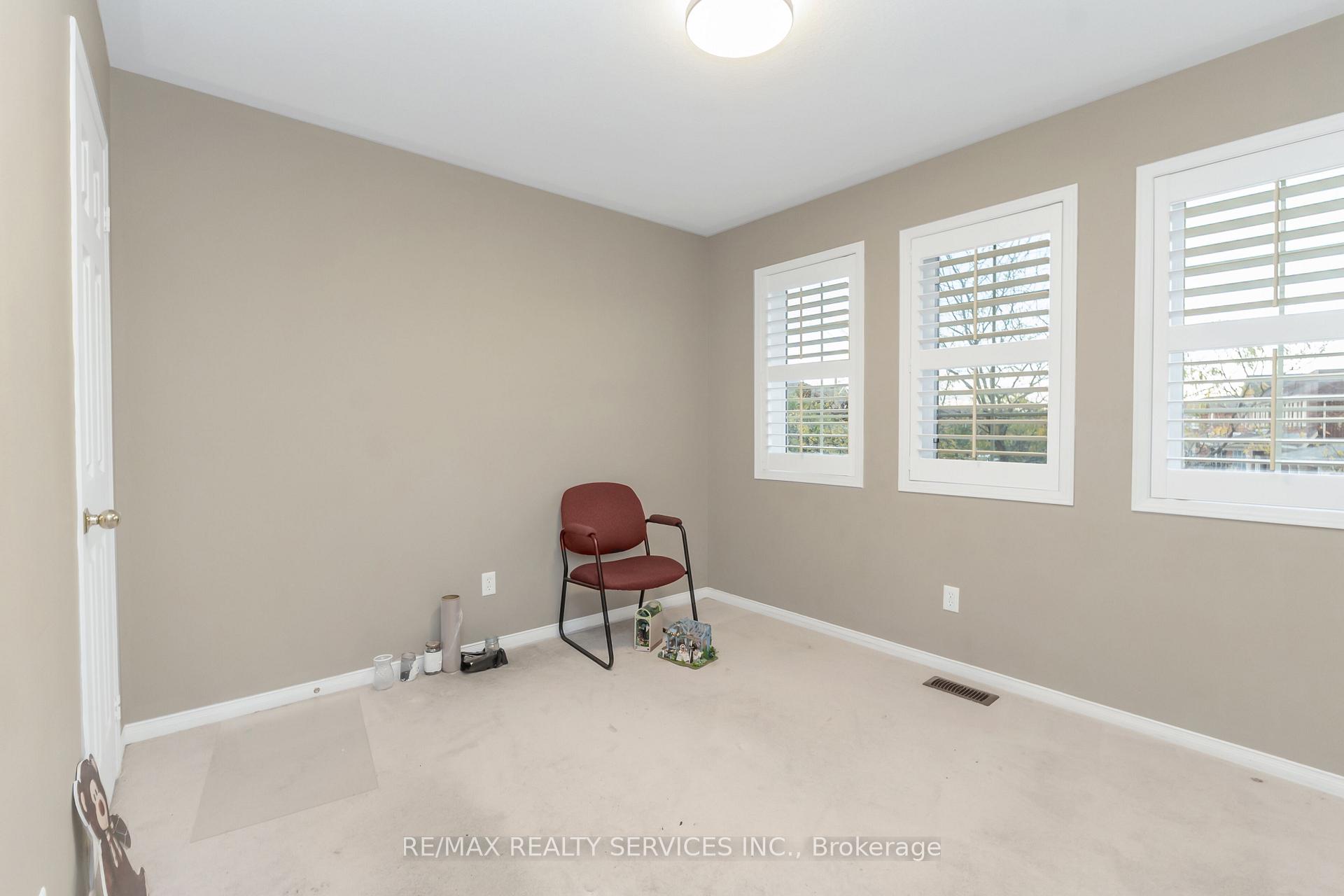 Photo 19 of 12 Commodore Drive, Brampton, Credit Valley — HOMEH