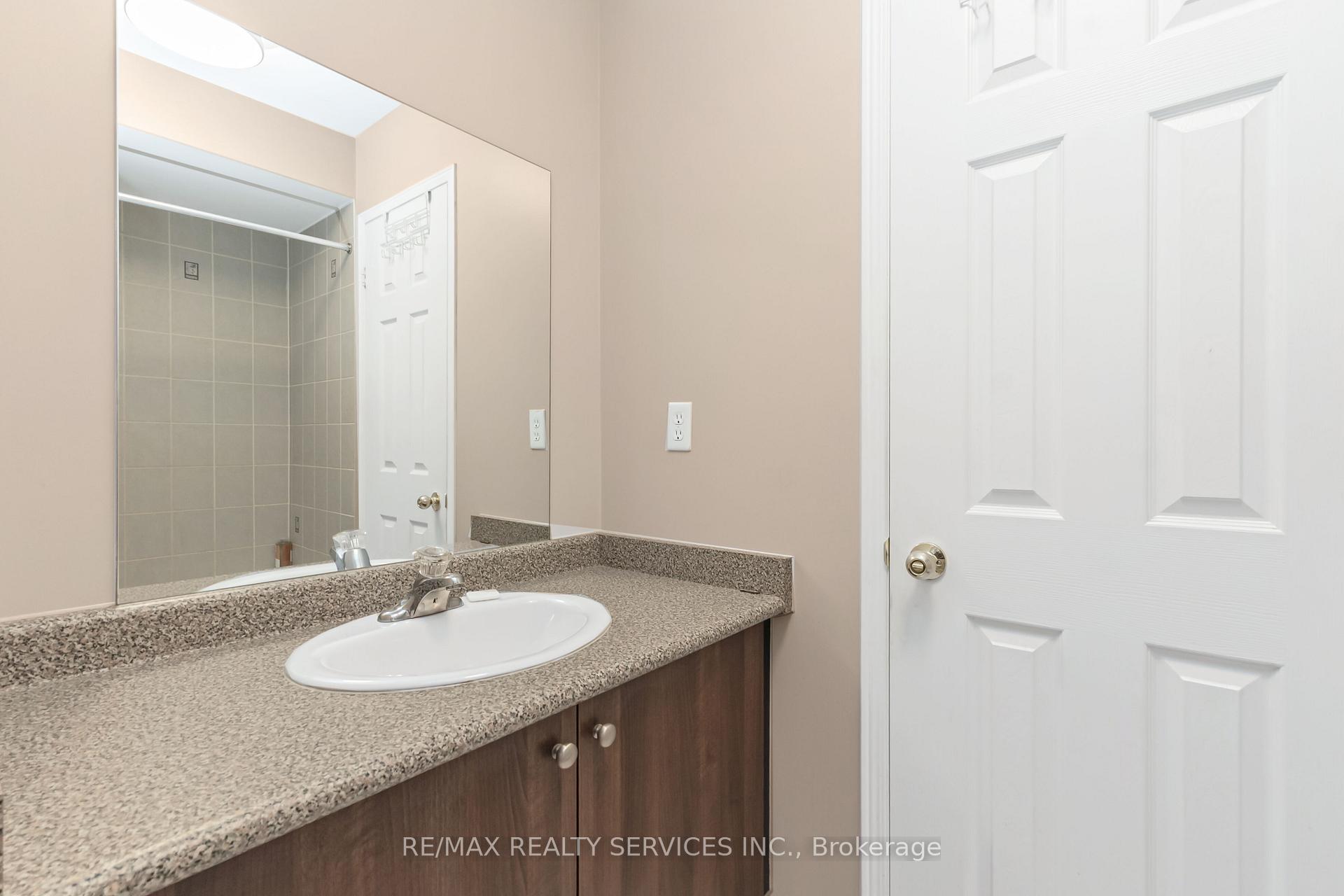 Photo 20 of 12 Commodore Drive, Brampton, Credit Valley — HOMEH