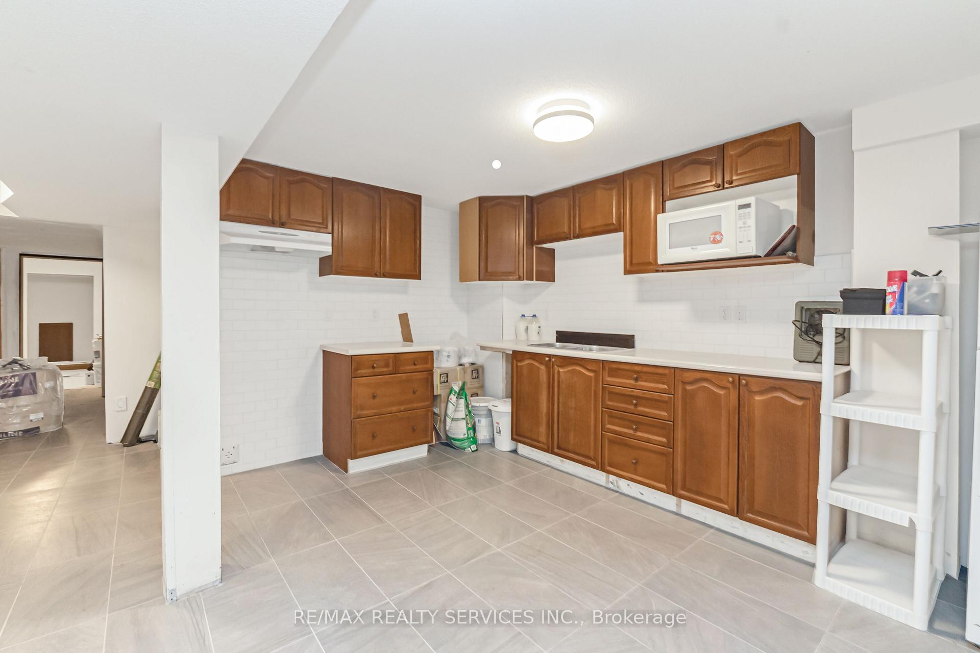 Photo 27 of 12 Commodore Drive, Brampton, Credit Valley — HOMEH