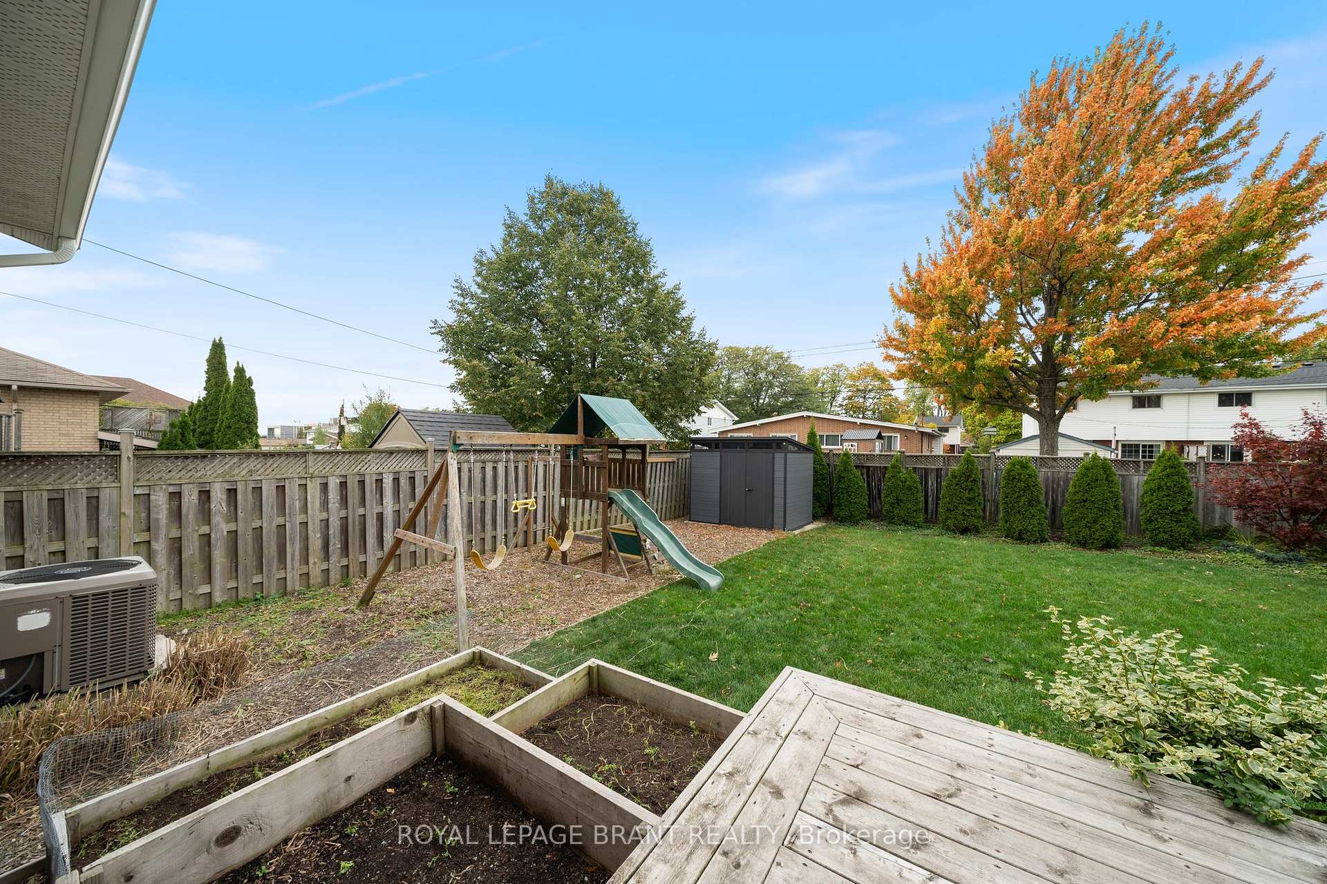 Photo 42 of 110 Fieldway Drive, Hamilton, Bruleville — HOMEH