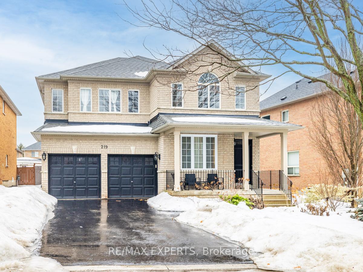 Front of 219 Via Carmine Avenue