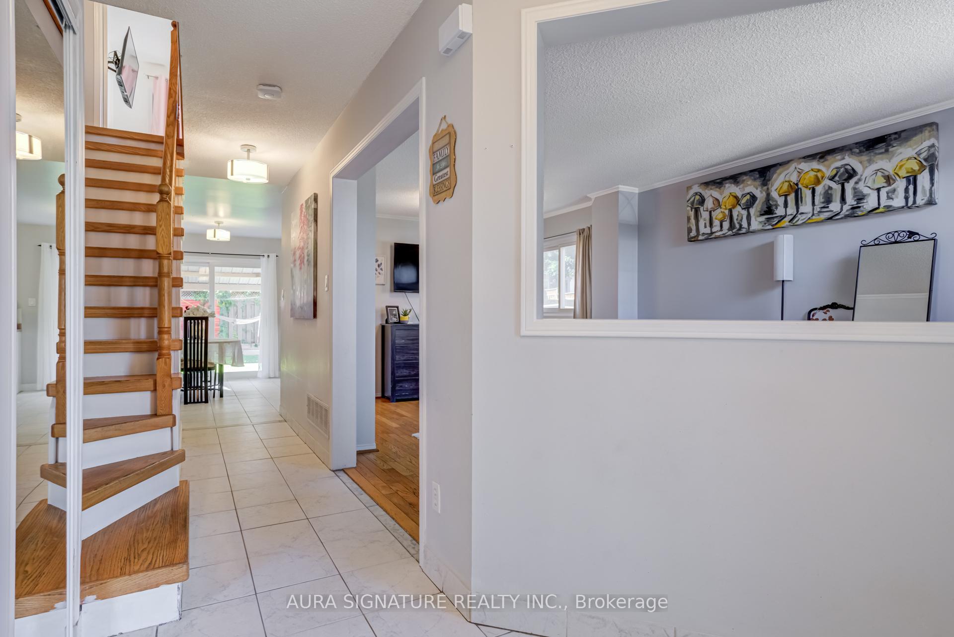 Photo 7 of 69 Alaskan Summit Court, Brampton, Sandringham-Wellington — HOMEH