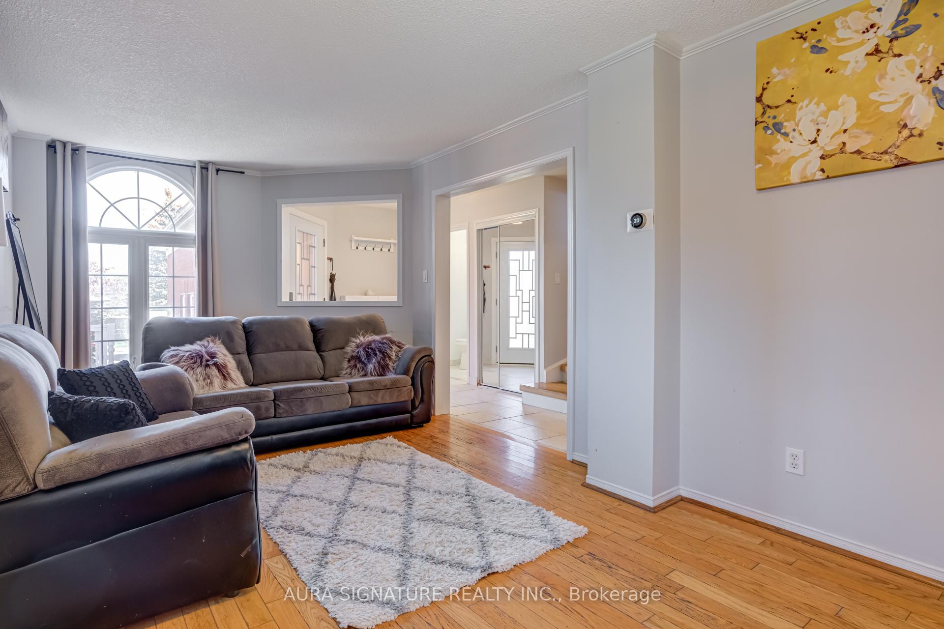 Photo 8 of 69 Alaskan Summit Court, Brampton, Sandringham-Wellington — HOMEH