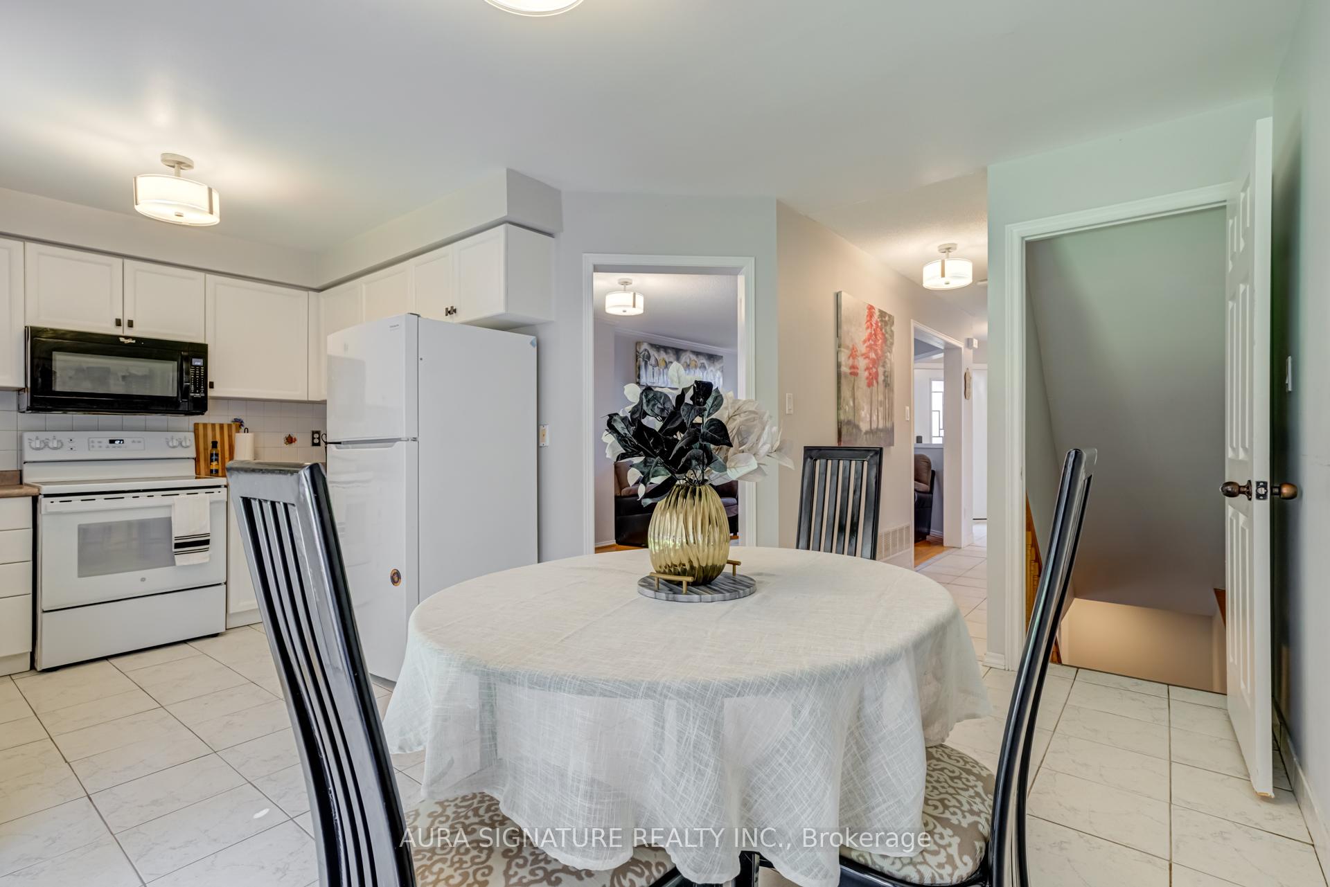 Photo 13 of 69 Alaskan Summit Court, Brampton, Sandringham-Wellington — HOMEH