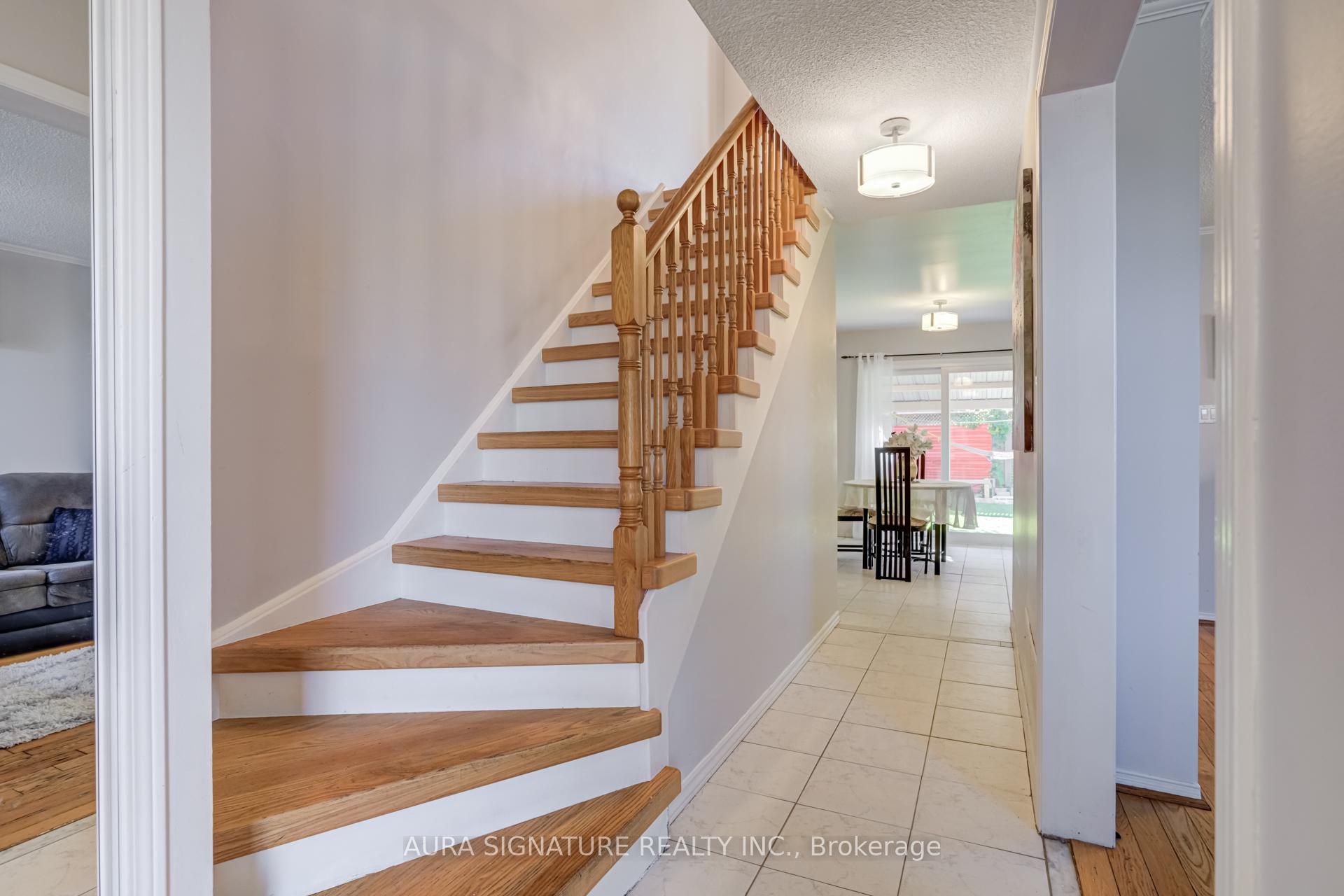 Photo 19 of 69 Alaskan Summit Court, Brampton, Sandringham-Wellington — HOMEH