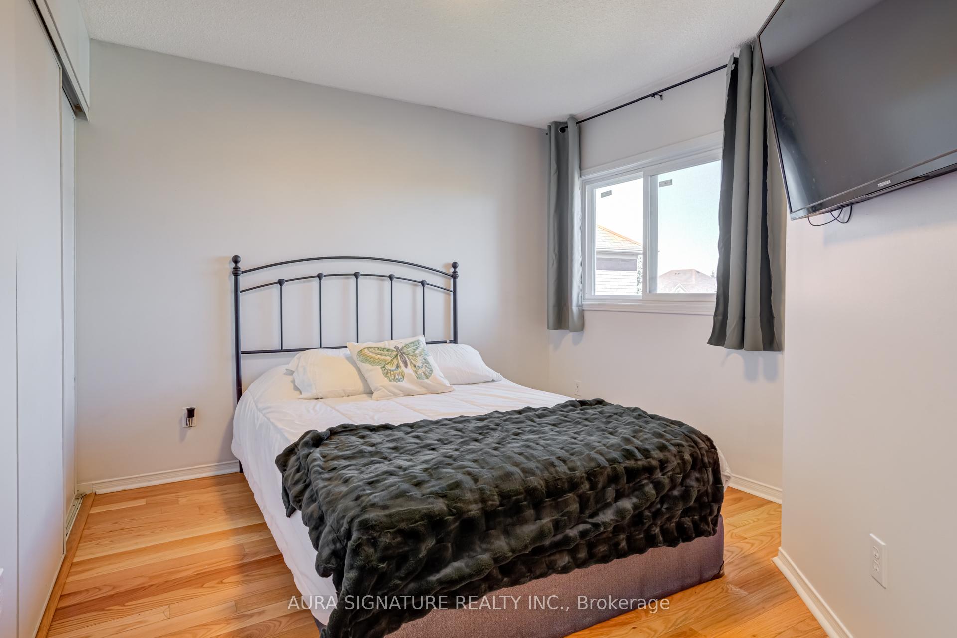 Photo 25 of 69 Alaskan Summit Court, Brampton, Sandringham-Wellington — HOMEH