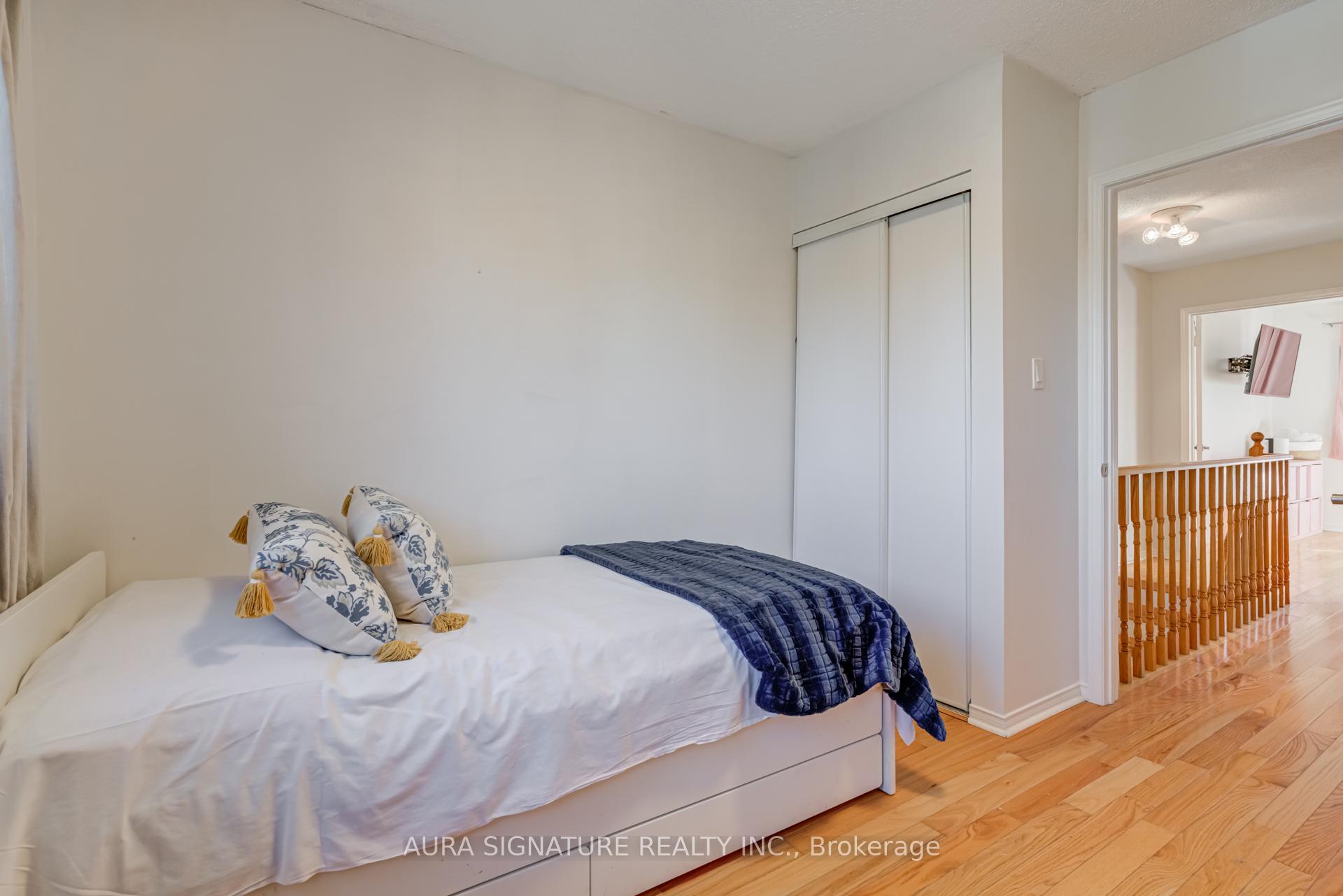 Photo 28 of 69 Alaskan Summit Court, Brampton, Sandringham-Wellington — HOMEH