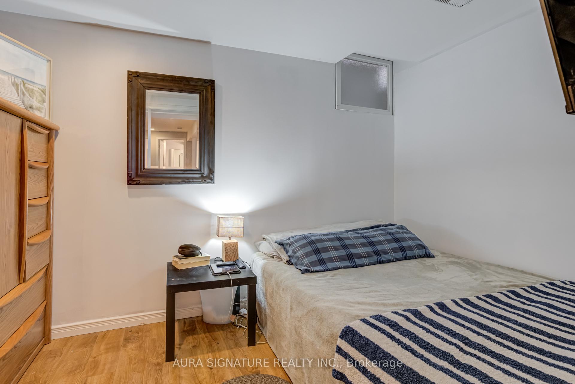Photo 37 of 69 Alaskan Summit Court, Brampton, Sandringham-Wellington — HOMEH