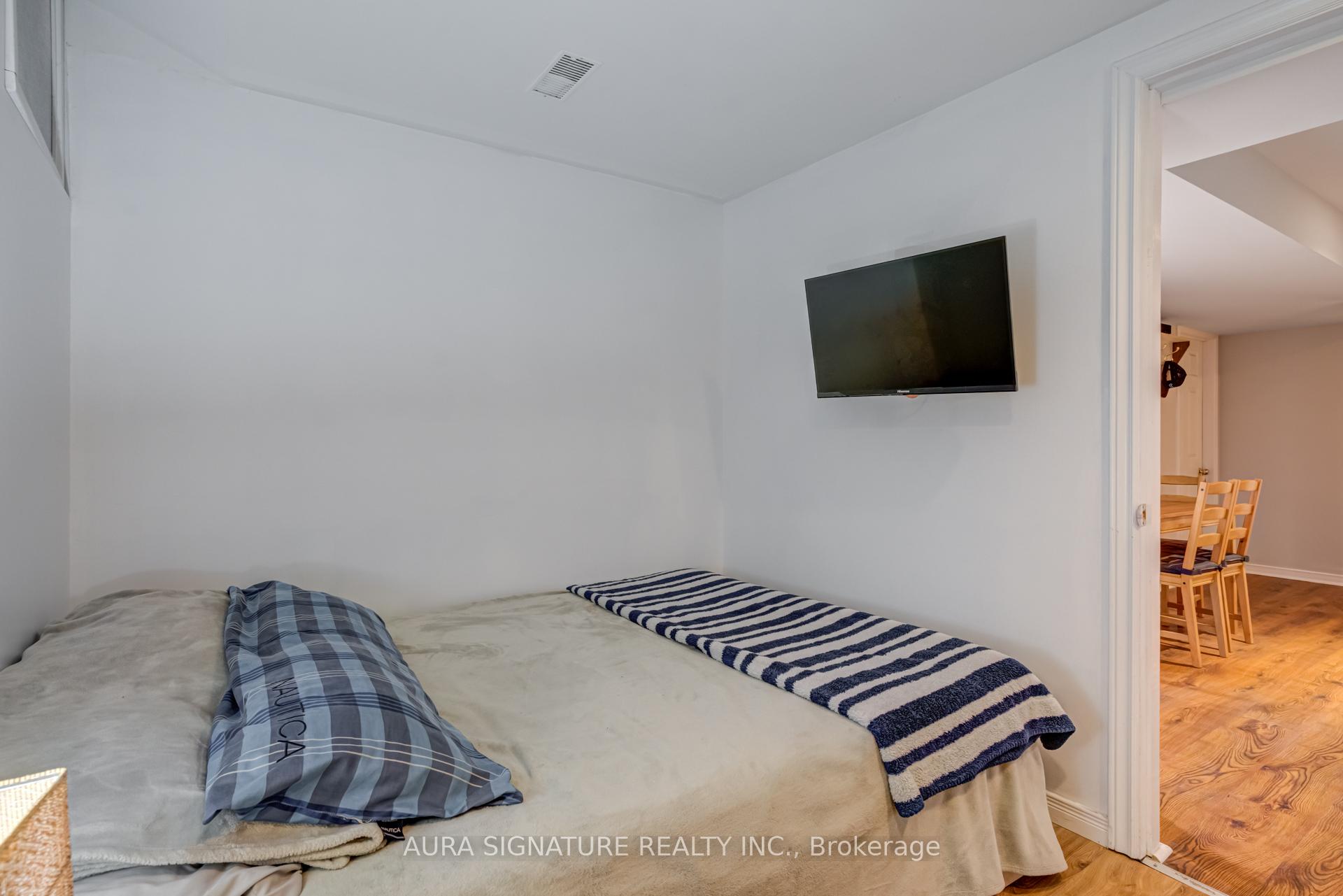 Photo 38 of 69 Alaskan Summit Court, Brampton, Sandringham-Wellington — HOMEH
