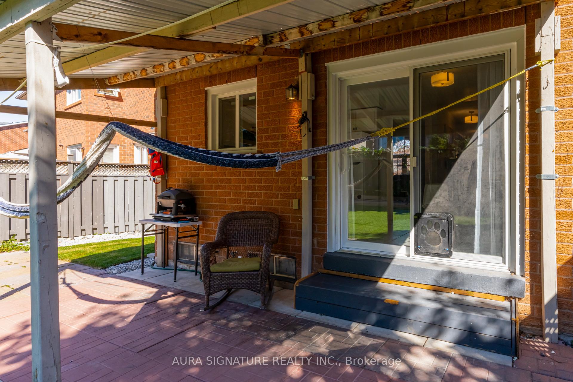 Photo 43 of 69 Alaskan Summit Court, Brampton, Sandringham-Wellington — HOMEH