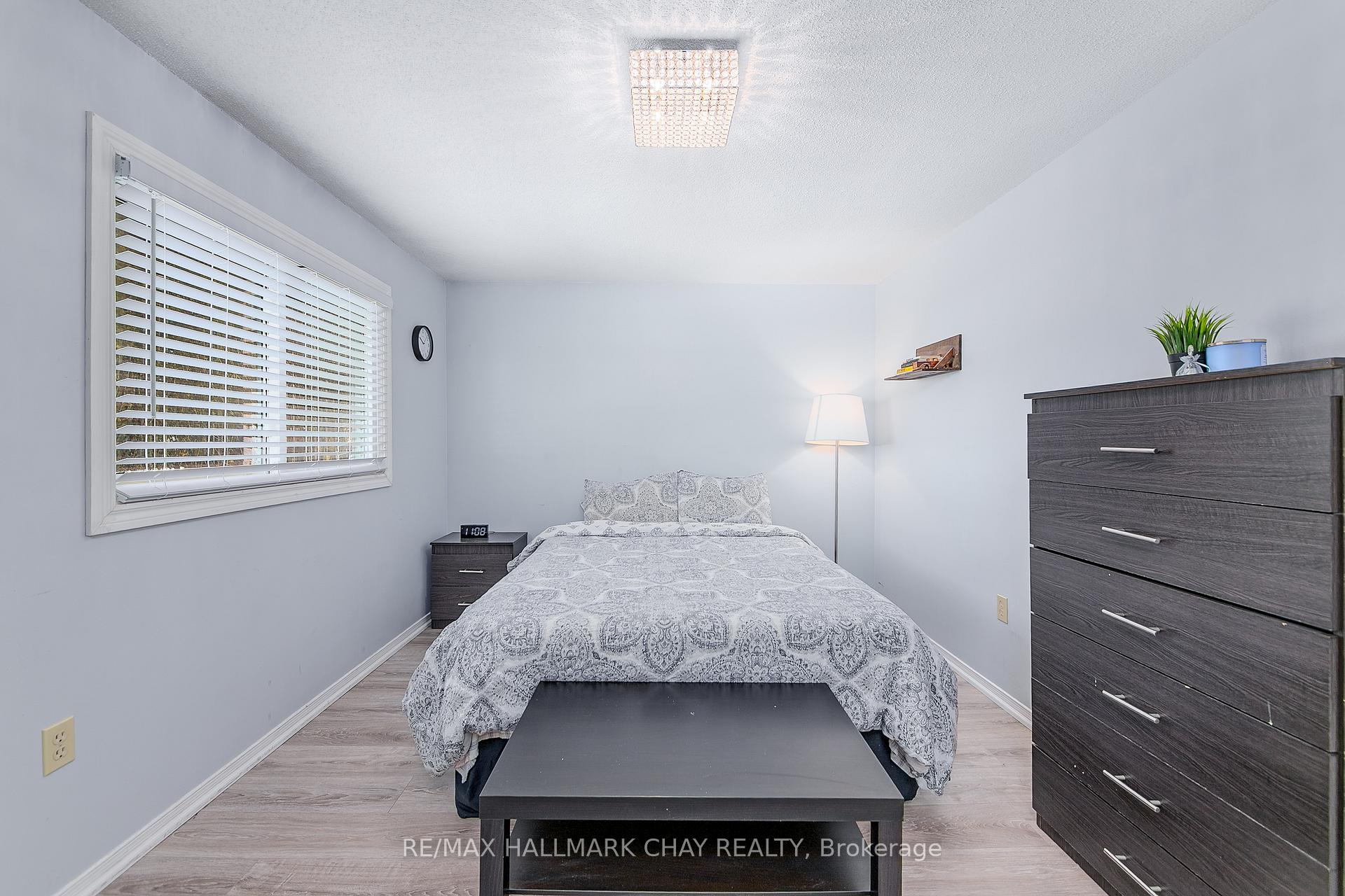 Photo 20 of 40 Knicely Road, Barrie, Painswick North — HOMEH