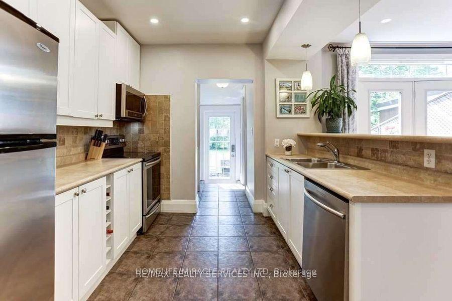 Photo 2 of 57 David Street, Brampton, Brampton East — HOMEH