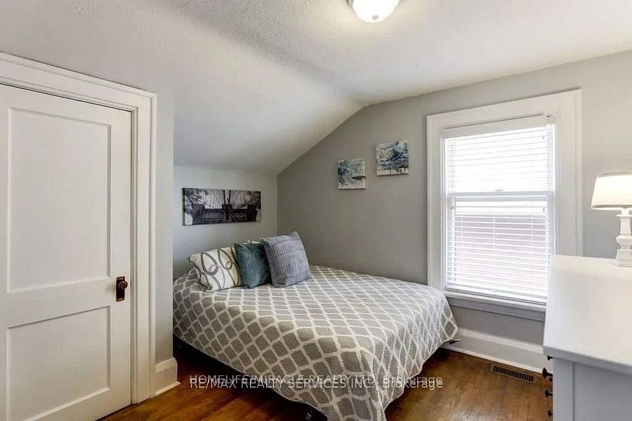 Photo 5 of 57 David Street, Brampton, Brampton East — HOMEH