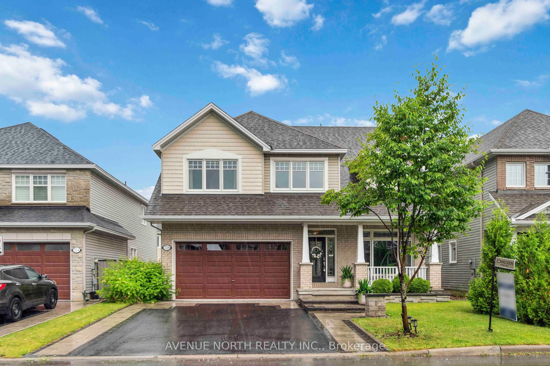 Photo 2 of 718 Bunchberry Way, Ottawa, Blossom Park/Kemp Park/Findlay Creek — HOMEH