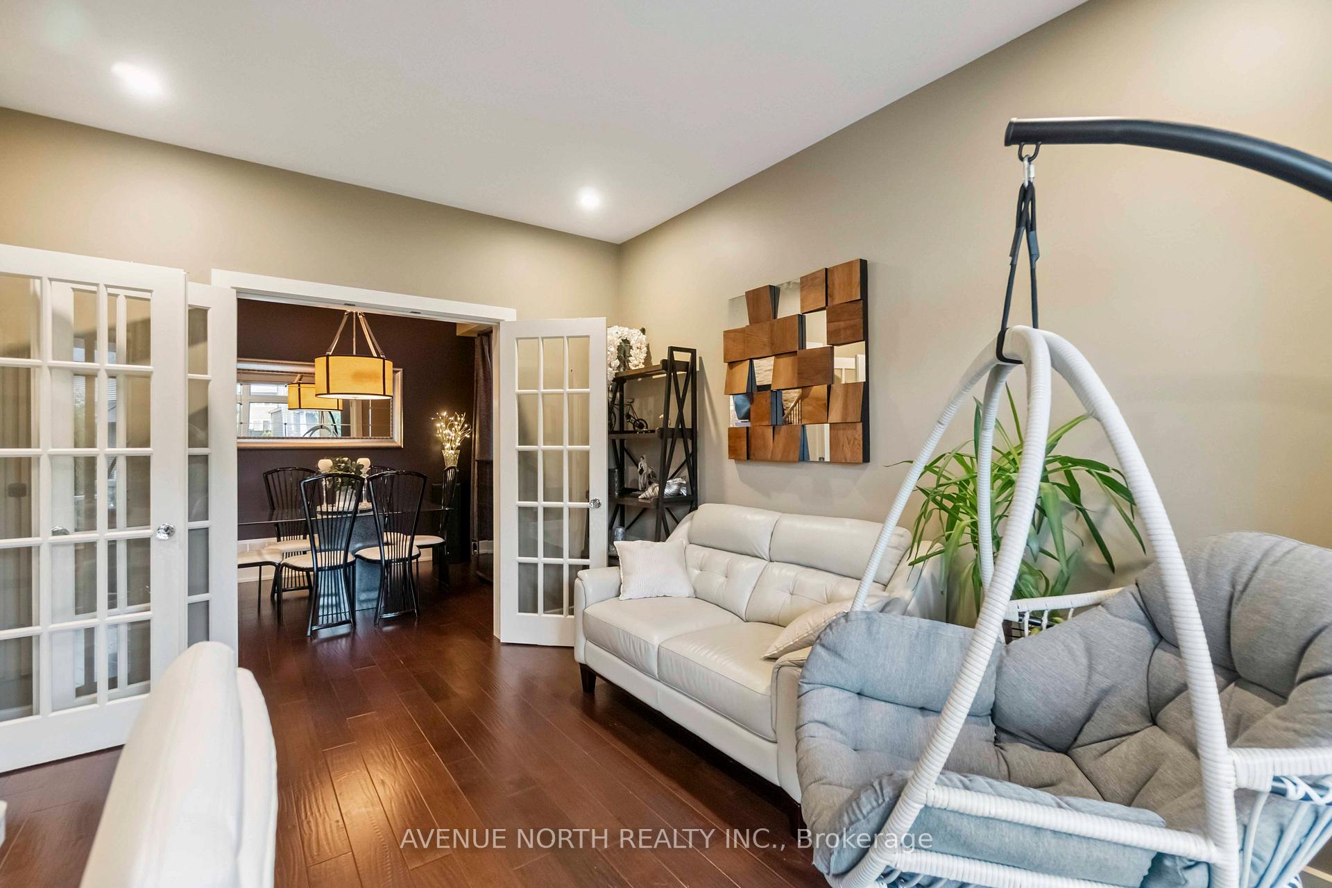 Photo 6 of 718 Bunchberry Way, Ottawa, Blossom Park/Kemp Park/Findlay Creek — HOMEH