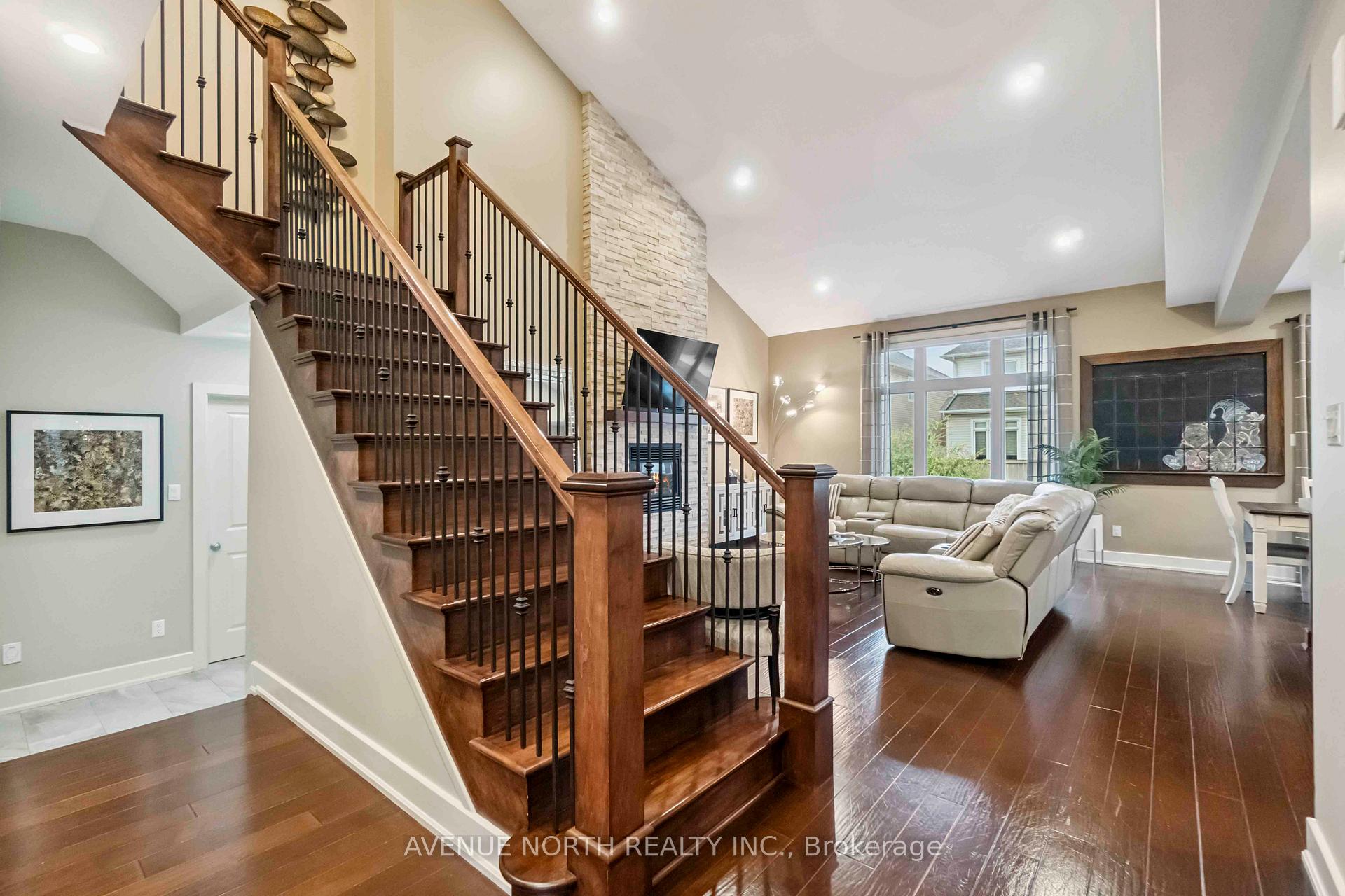 Photo 7 of 718 Bunchberry Way, Ottawa, Blossom Park/Kemp Park/Findlay Creek — HOMEH