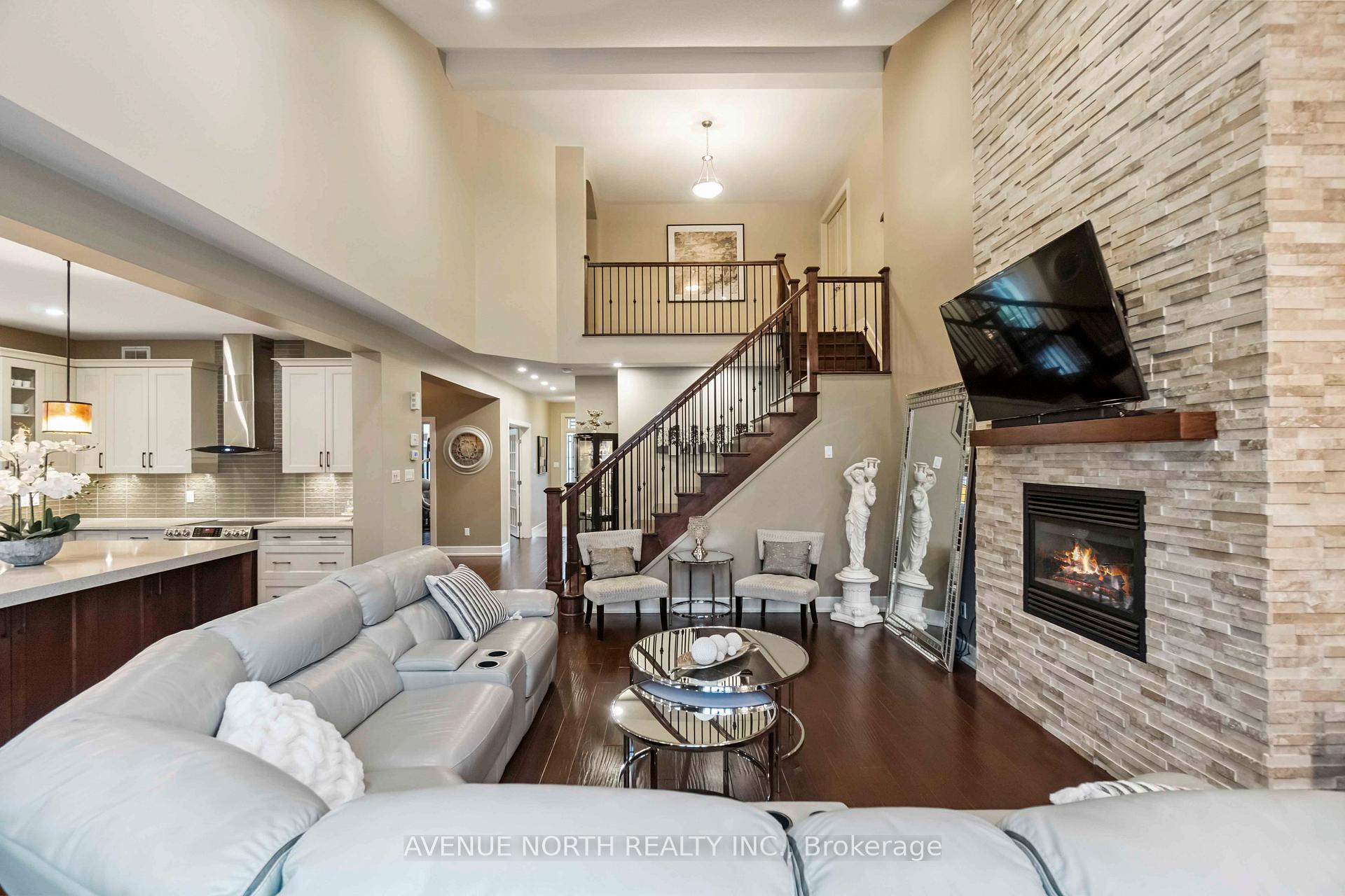 Photo 14 of 718 Bunchberry Way, Ottawa, Blossom Park/Kemp Park/Findlay Creek — HOMEH