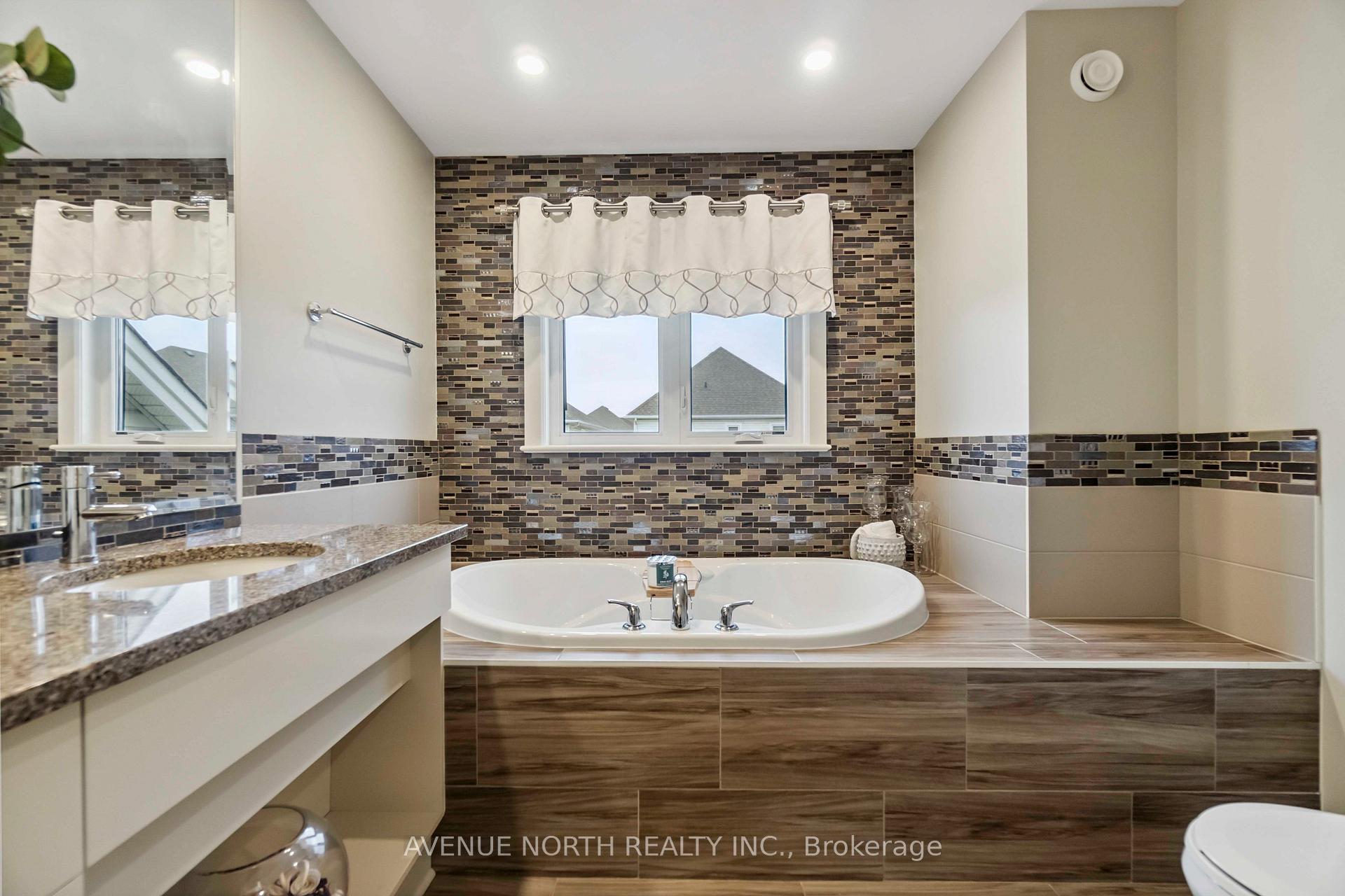 Photo 22 of 718 Bunchberry Way, Ottawa, Blossom Park/Kemp Park/Findlay Creek — HOMEH