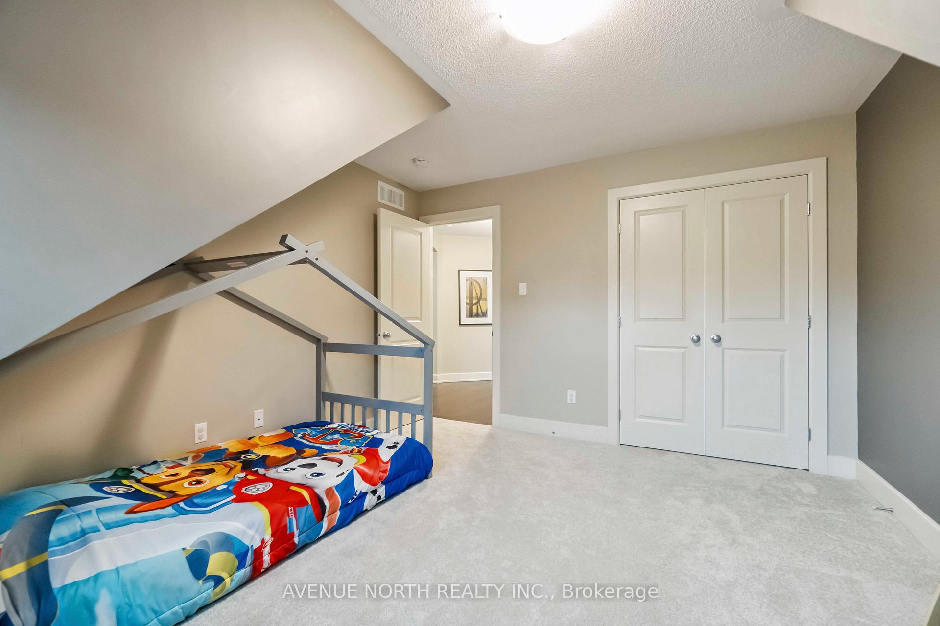 Photo 30 of 718 Bunchberry Way, Ottawa, Blossom Park/Kemp Park/Findlay Creek — HOMEH
