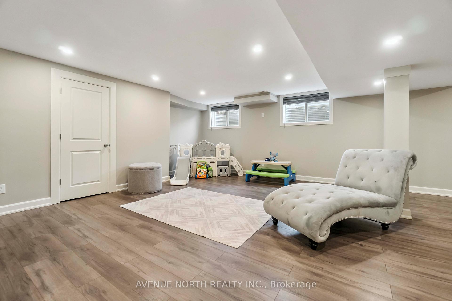 Photo 36 of 718 Bunchberry Way, Ottawa, Blossom Park/Kemp Park/Findlay Creek — HOMEH