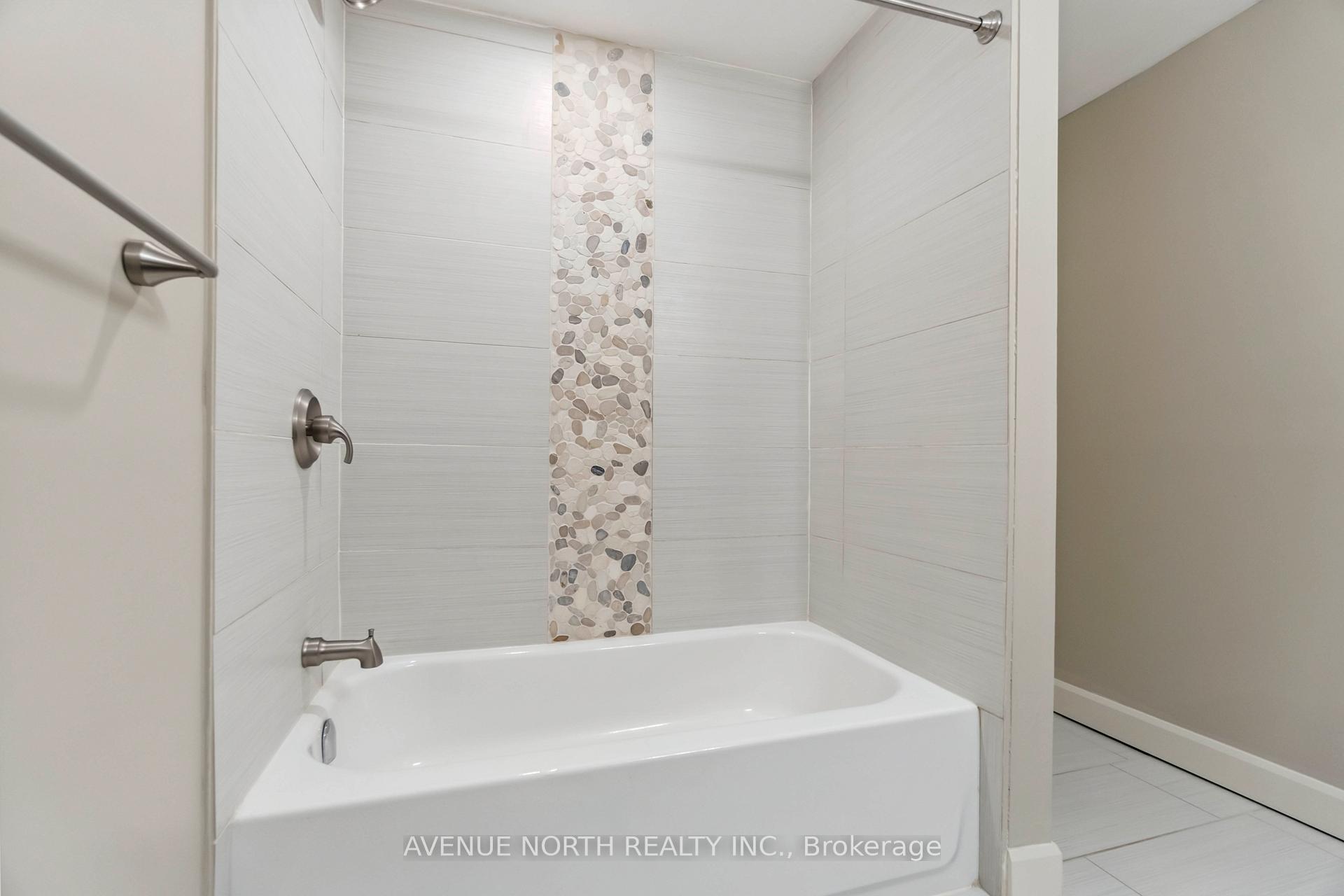 Photo 41 of 718 Bunchberry Way, Ottawa, Blossom Park/Kemp Park/Findlay Creek — HOMEH
